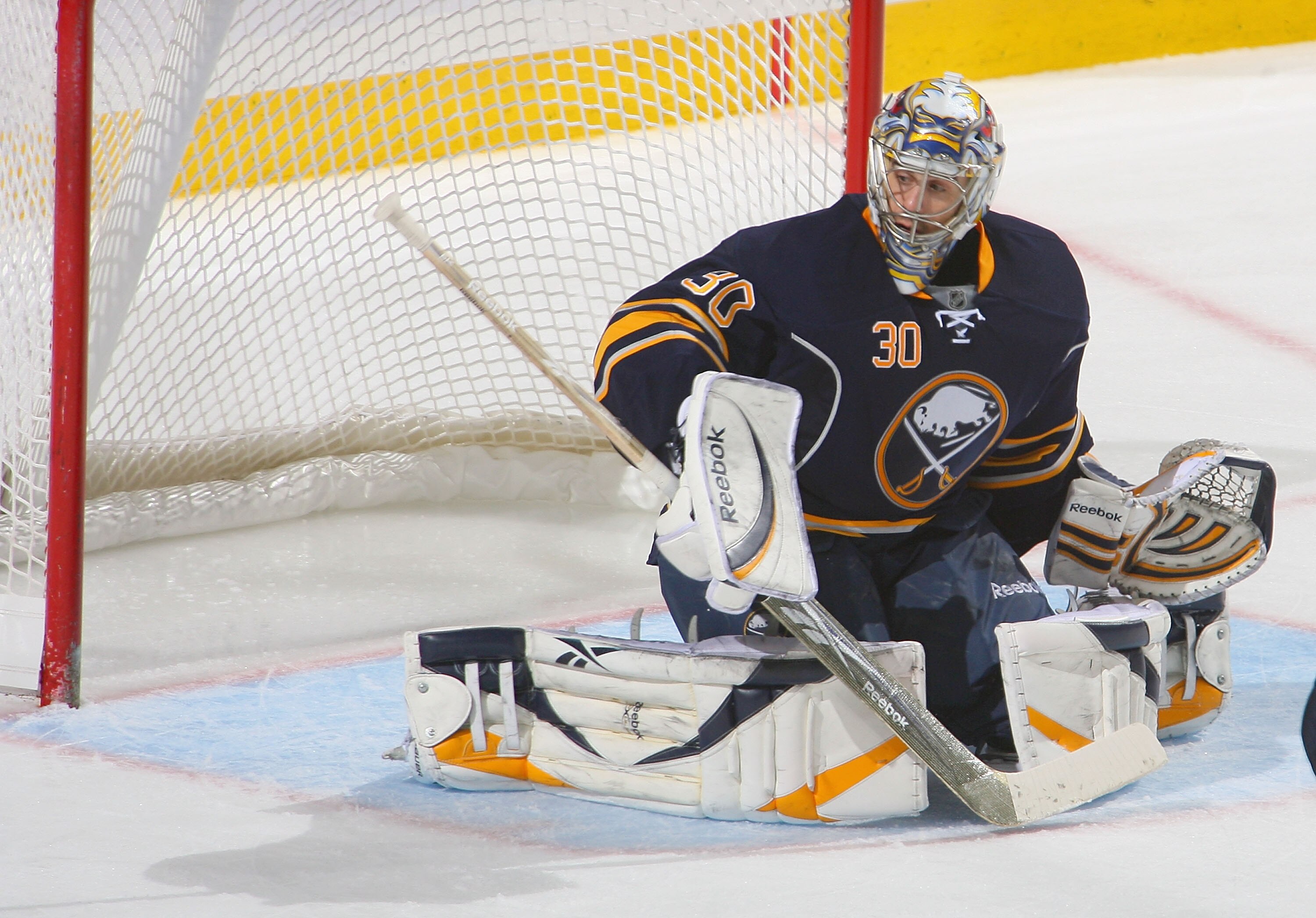 BUFFALO, NY - NOVEMBER 19:  Ryan Miller #30 of the Buffalo Sabres plays against the Los Angeles Kings at HSBC Arena on November 19, 2010 in Buffalo, New York. Buffalo won 4-2.  (Photo by Rick Stewart/Getty Images)