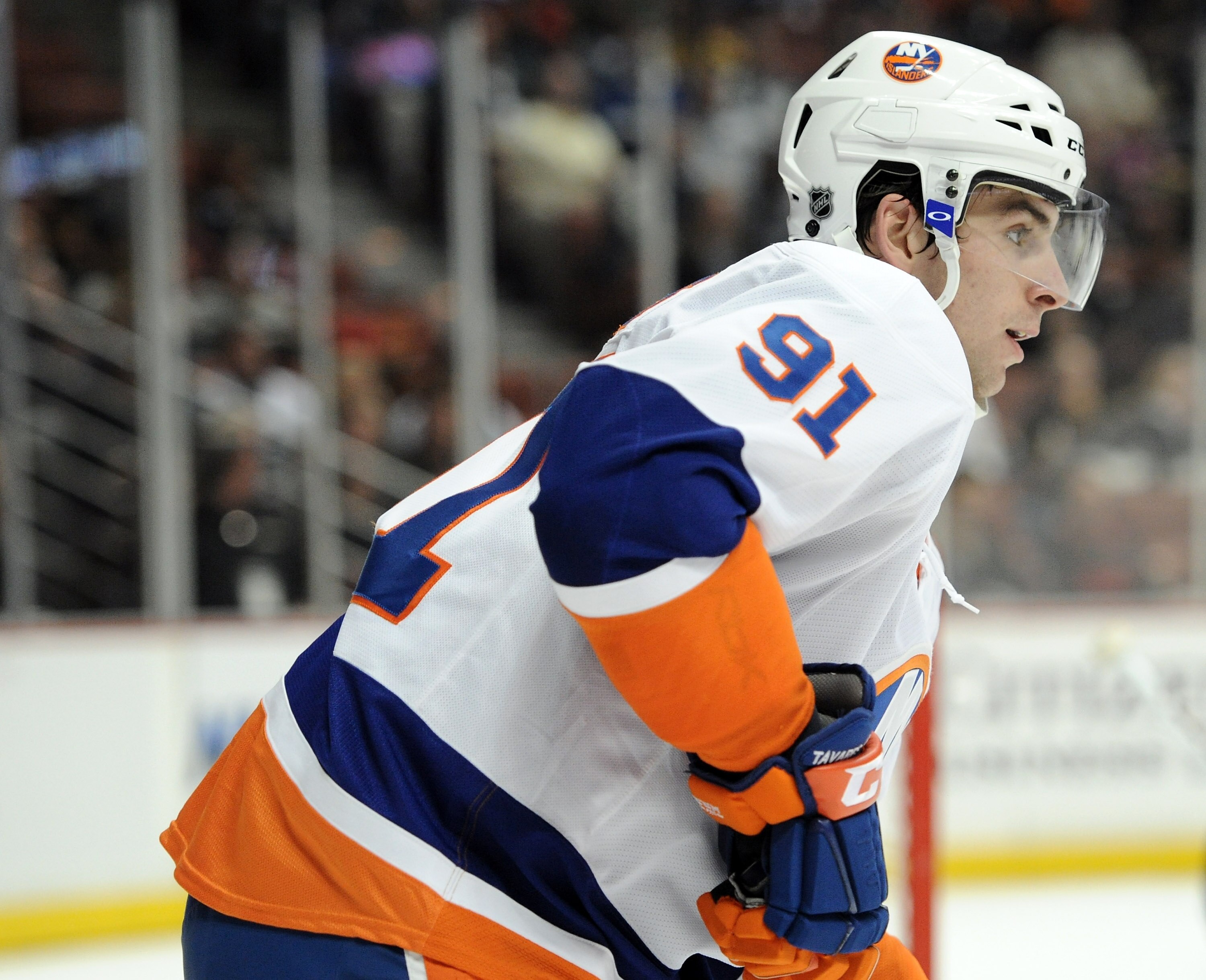 ANAHEIM, CA - NOVEMBER 10:  John Tavares #91 of the New York Islanders waits for a pass against the Anaheim Ducks at the Honda Center on November 10, 2010 in Anaheim, California.  (Photo by Harry How/Getty Images)