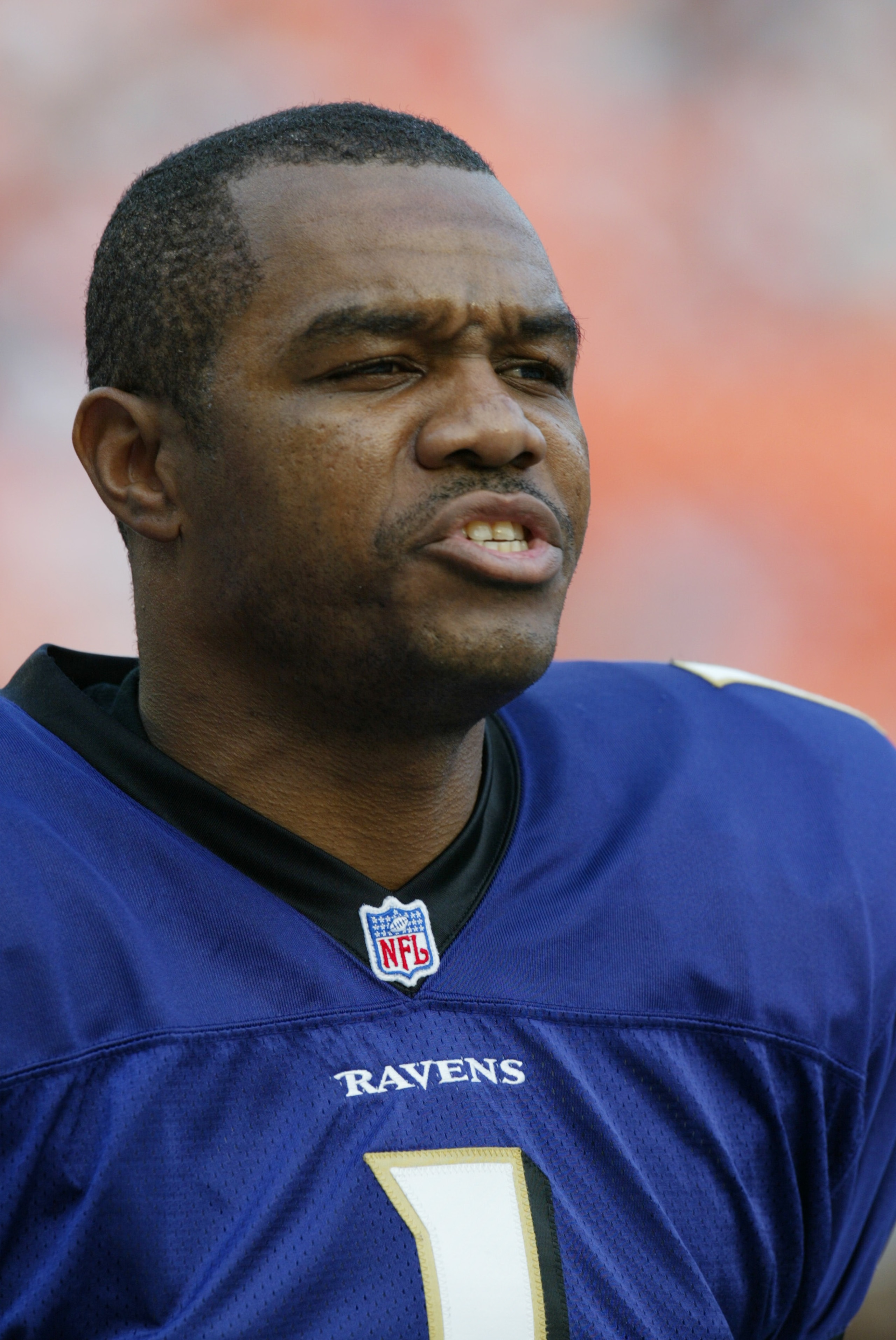 13 Jan 2001:  Randall Cunningham of the Baltimore Ravens during the AFC Playoff game against the Miami Dolphins at Pro Player Stadium in Miami, Florida. The Ravens won 20-3. DIGITAL IMAGE.  Mandatory Credit: Eliot Schechter/Getty Images