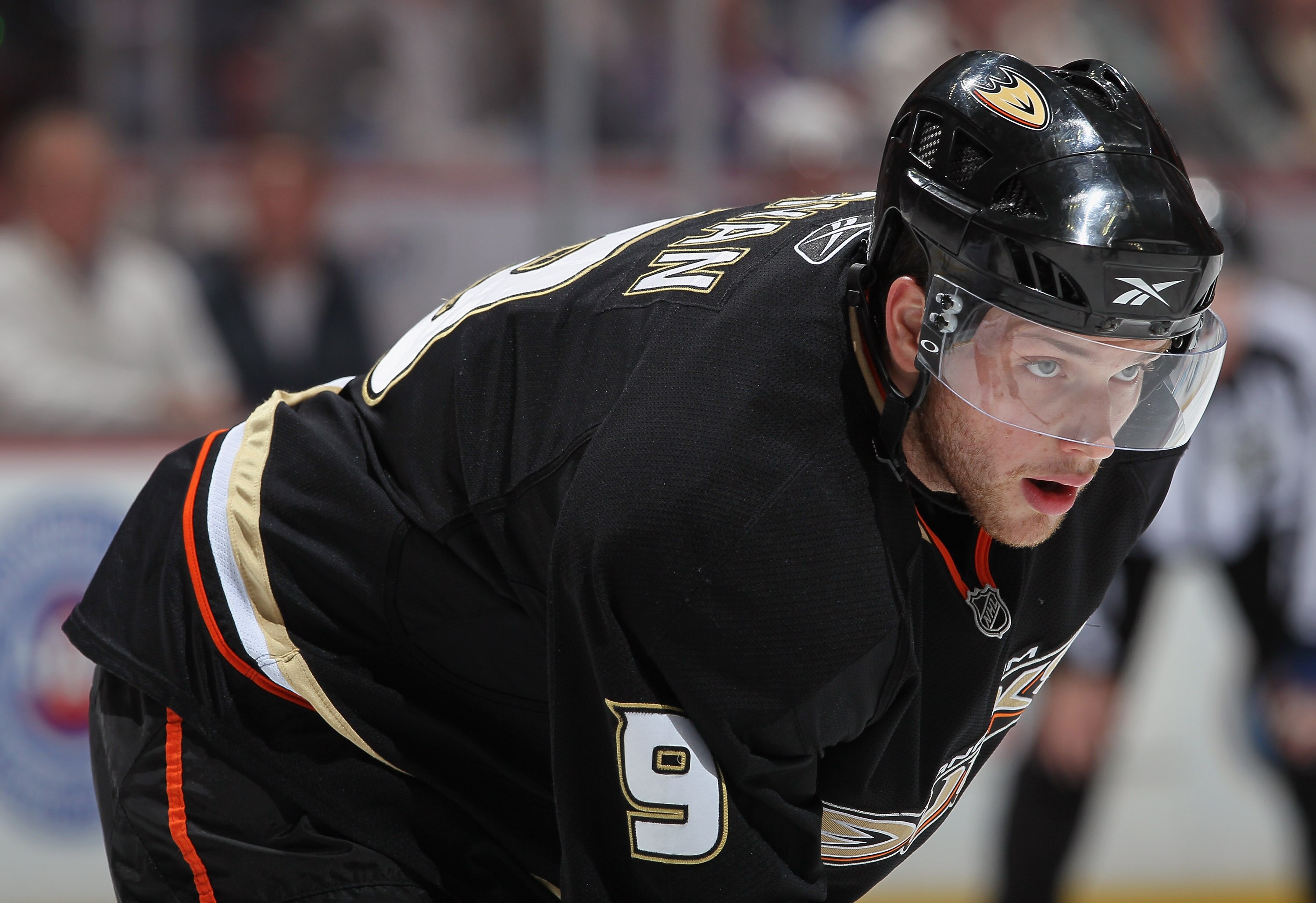 ANAHEIM, CA - NOVEMBER 19:  Bobby Ryan #9 of the Anaheim Ducks waits to face off against the Columbus Blue Jackets at the Honda Center on November 19, 2010 in Anaheim, California. The Blue Jackets defeated the Ducks 4-3.  (Photo by Jeff Gross/Getty Images