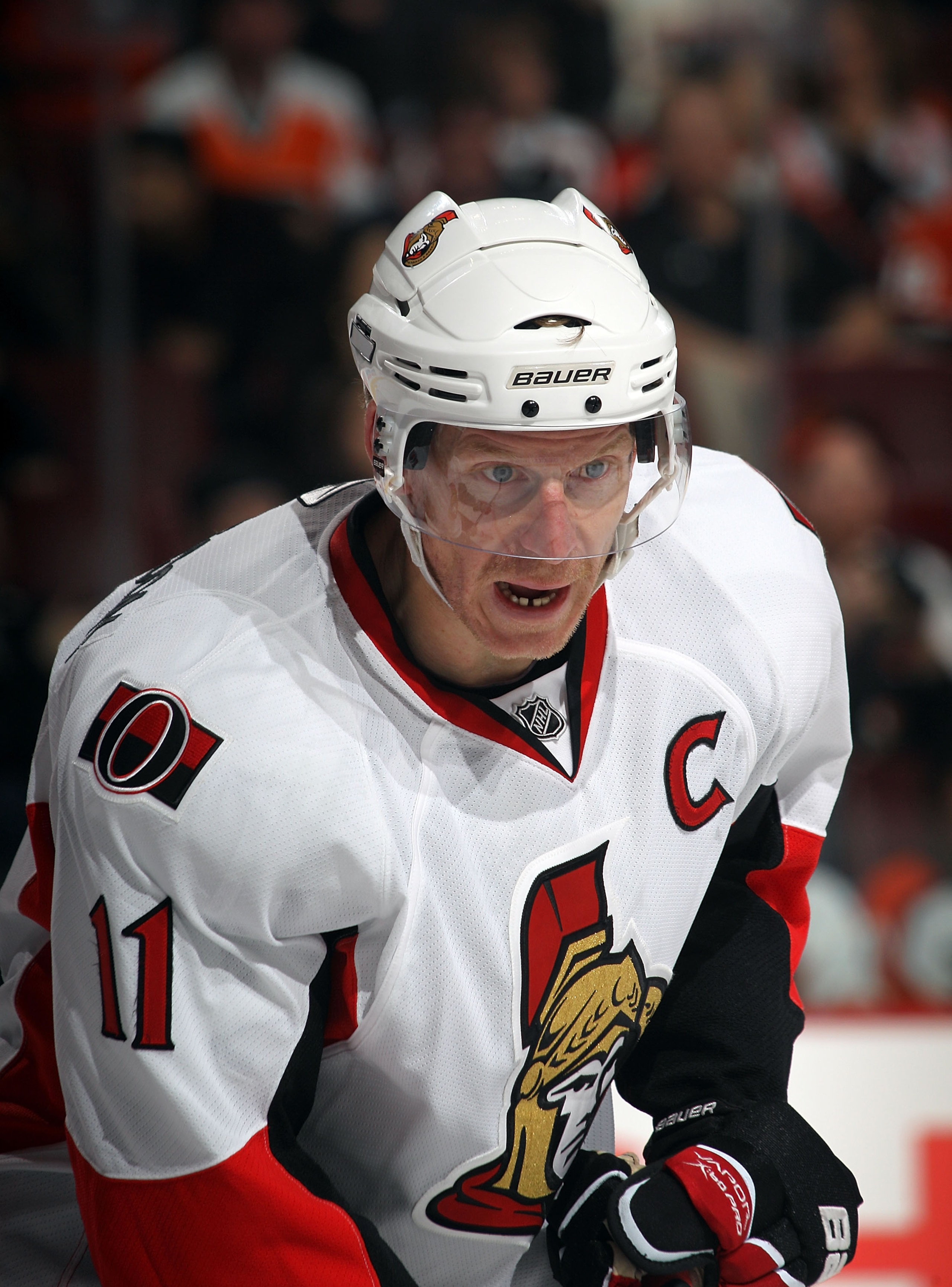 PHILADELPHIA - NOVEMBER 15:  Daniel Alfredsson #11 of the Ottawa Senators skates against the Philadelphia Flyers at the Wells Fargo Center on November 15, 2010 in Philadelphia, Pennsylvania.  (Photo by Bruce Bennett/Getty Images)