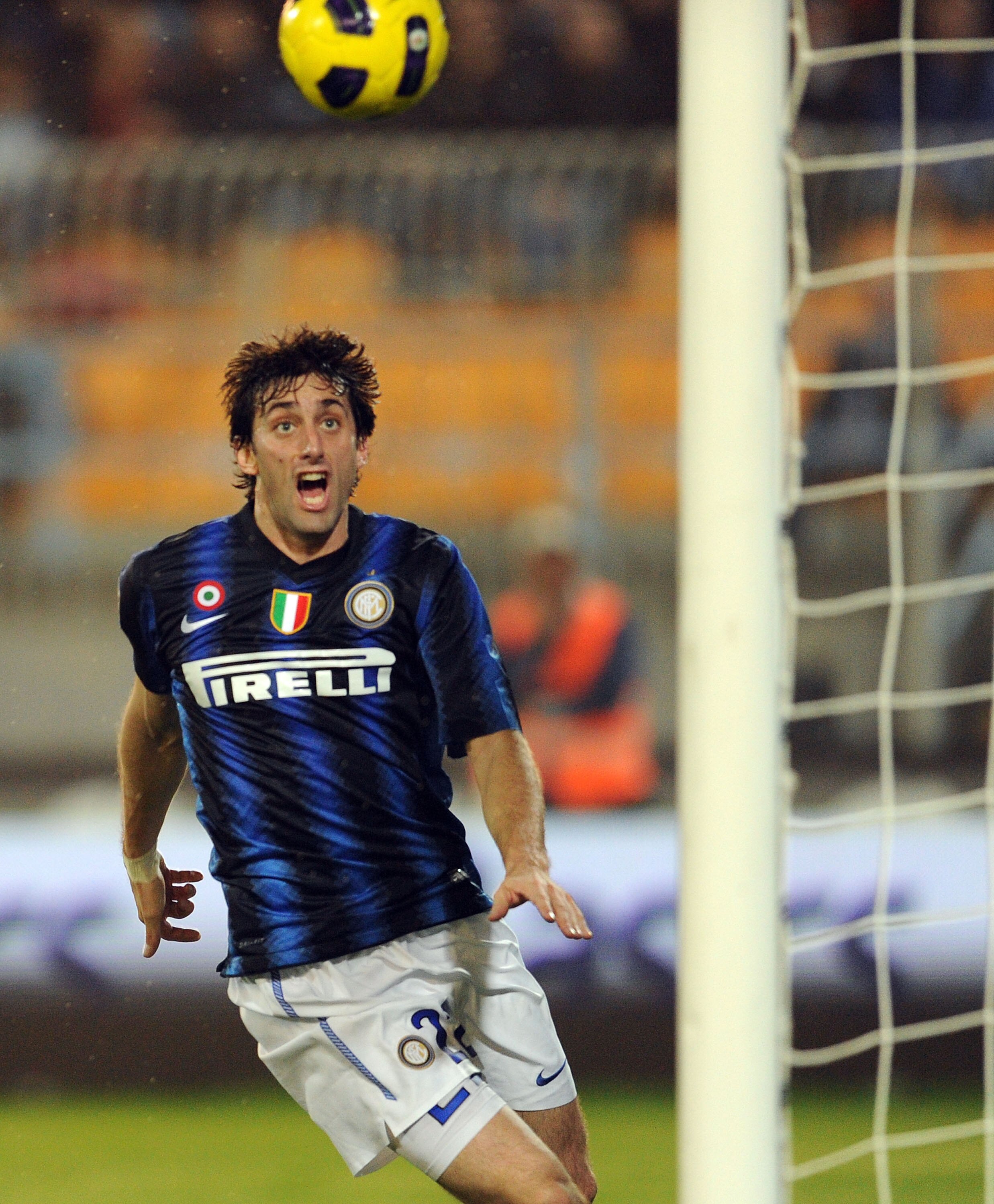 LECCE, ITALY - NOVEMBER 10:  Diego Milito of Inter Milan scores the opening goal during the Serie A match between Lecce and Inter Milan at Stadio Via del Mare on November 10, 2010 in Lecce, Italy.  (Photo by Giuseppe Bellini/Getty Images)