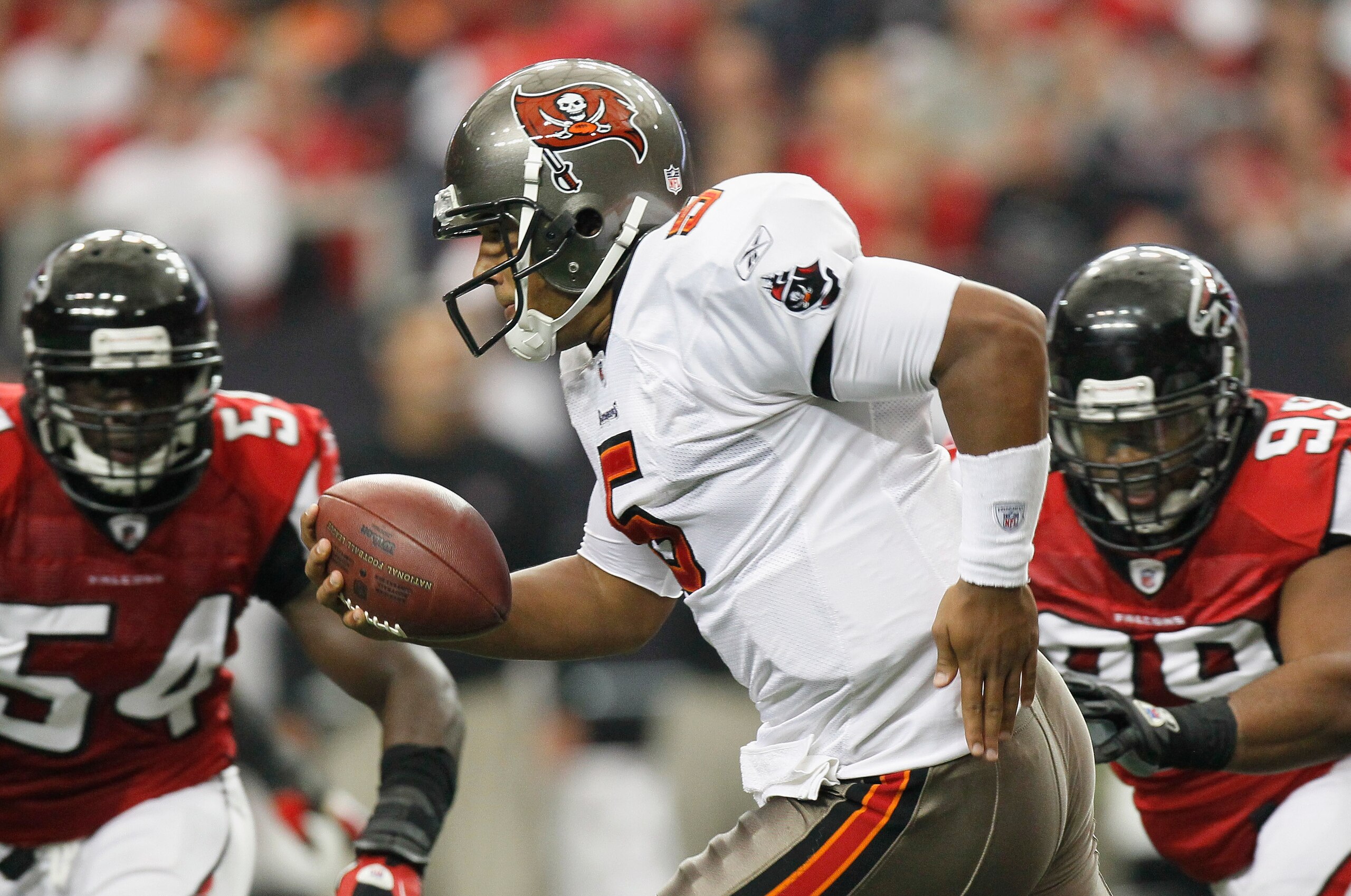 ATLANTA - NOVEMBER 07:  Quarterback Josh Freeman #5 of the Tampa Bay Buccaneers against the Atlanta Falcons at Georgia Dome on November 7, 2010 in Atlanta, Georgia.  (Photo by Kevin C. Cox/Getty Images)