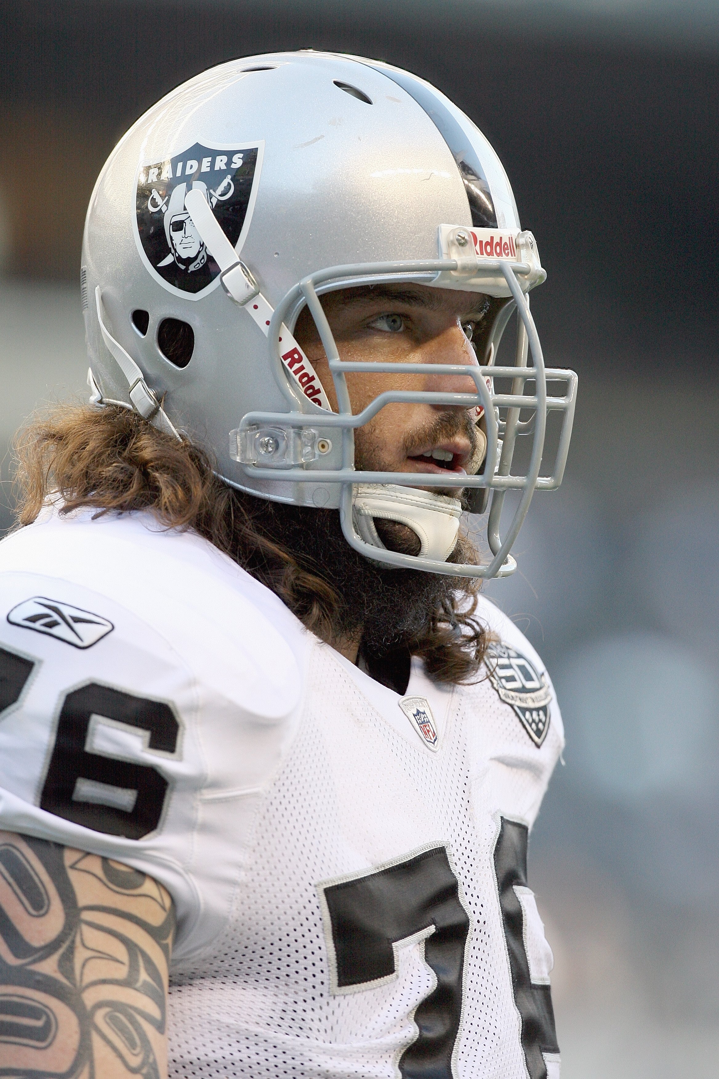 SEATTLE - SEPTEMBER 03:  Robert Gallery #76 of the Oakland Raiders stands on the field before the game against the Seattle Seahawks on September 3, 2009 at Qwest Field in Seattle, Washington. (Photo by Otto Greule Jr/Getty Images)