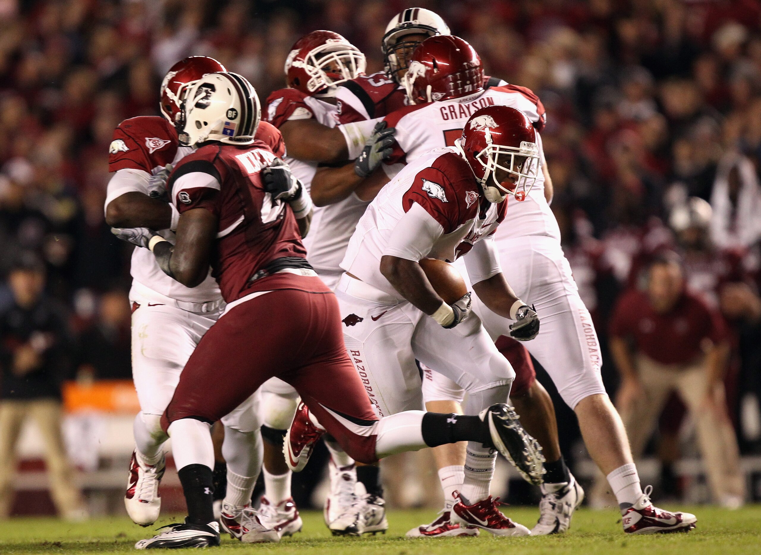 COLUMBIA, SC - NOVEMBER 06:  Knile Davis #7 of the Arkansas Razorbacks runs with the ball against the South Carolina Gamecocks during their game at Williams-Brice Stadium on November 6, 2010 in Columbia, South Carolina.  (Photo by Streeter Lecka/Getty Ima