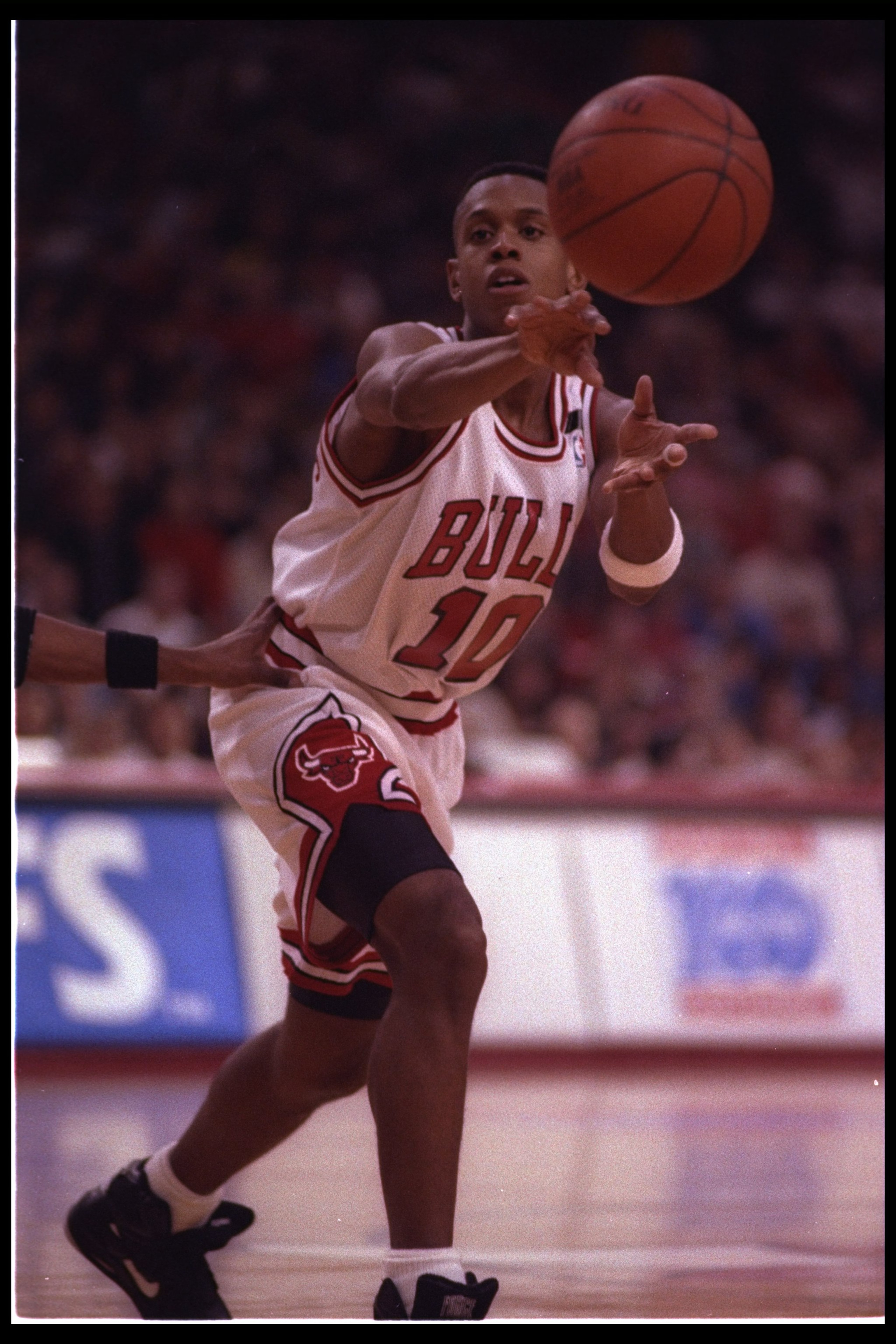 26 Apr 1992: Guard B. J. Armstrong of the Chicago Bulls passes the ball during a second round playoff game against the Miami Heat at the United Center in Chicago, Illinois. Mandatory Credit: Jonathan Daniel /Allsport 26 Apr 1992: Guard B. J. Armstrong of the Chicago Bulls passes the ball during a second round playoff game against the Miami Heat at the United Center in Chicago, Illinois. Mandatory Credit: Jonathan Daniel /Allsport