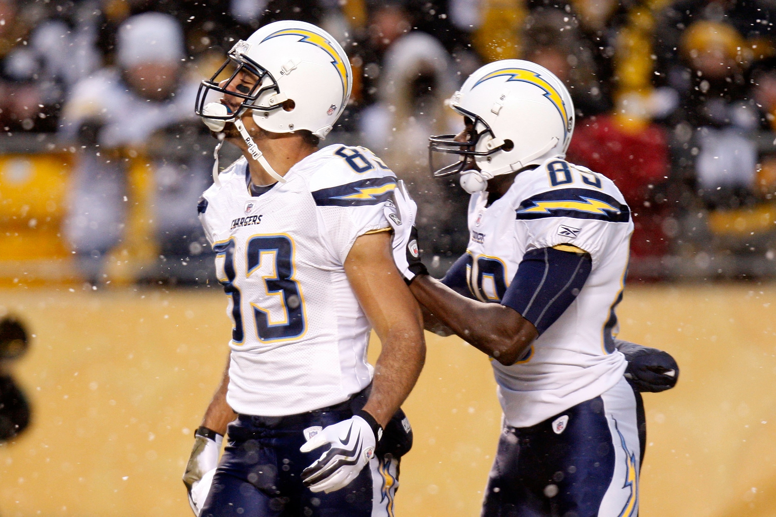 PITTSBURGH - JANUARY 11:  (L-R) Vincent Jackson #83 and Chris Chambers #89 of the San Diego Chargers celebrate after Jackson scored a 41-yard touchdown reception in the first quarter against the Pittsburgh Steelers during their AFC Divisional Playoff Game
