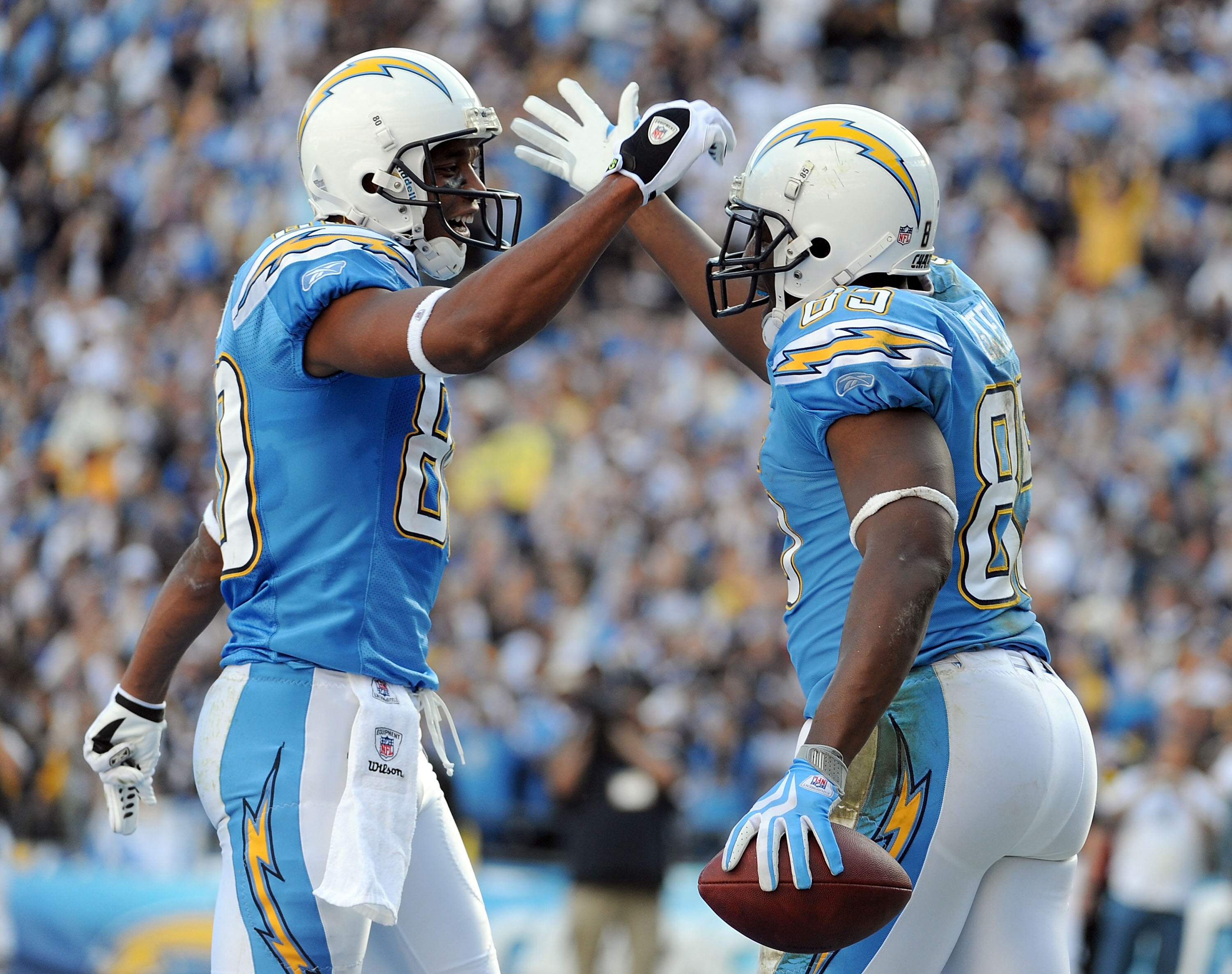 SAN DIEGO - NOVEMBER 29:  Antonio Gates #85 of the San Diego Chargers celebrates his second touchdown of the game with Vincent Jackson #83 against the Kansas City Chiefs during the second quarter at Qualcomm Stadium on November 29, 2009 in San Diego, Cali