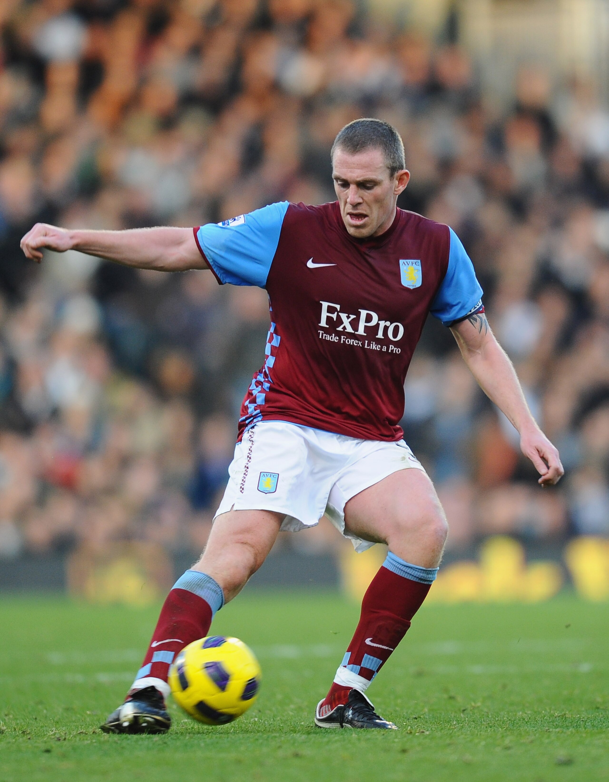 LONDON, ENGLAND - NOVEMBER 06: Richard Dunne of Aston Villa in action during the Barclays Premier League match between Fulham and Aston Villa at Craven Cottage on November 6, 2010 in London, England. (Photo by Mike Hewitt/Getty Images) LONDON, ENGLAND - NOVEMBER 06: Richard Dunne of Aston Villa in action during the Barclays Premier League match between Fulham and Aston Villa at Craven Cottage on November 6, 2010 in London, England. (Photo by Mike Hewitt/Getty Images)