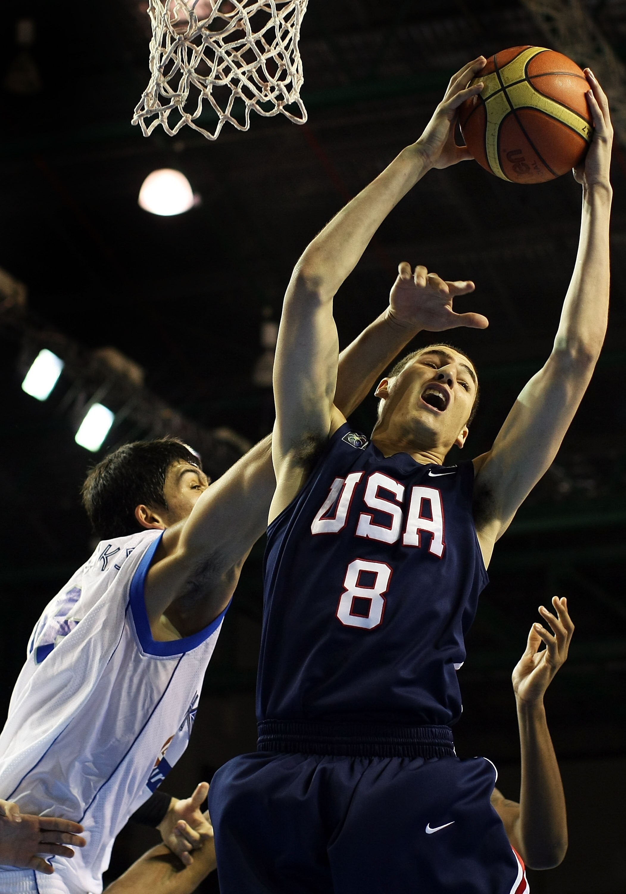 AUCKLAND, NEW ZEALAND - JULY 12:  Klay Thompson of the United States in action during the U19 Basketball World Championships Final match between Greece and the United States of America at North Shore Events Centre on July 12, 2009 in Auckland, New Zealand