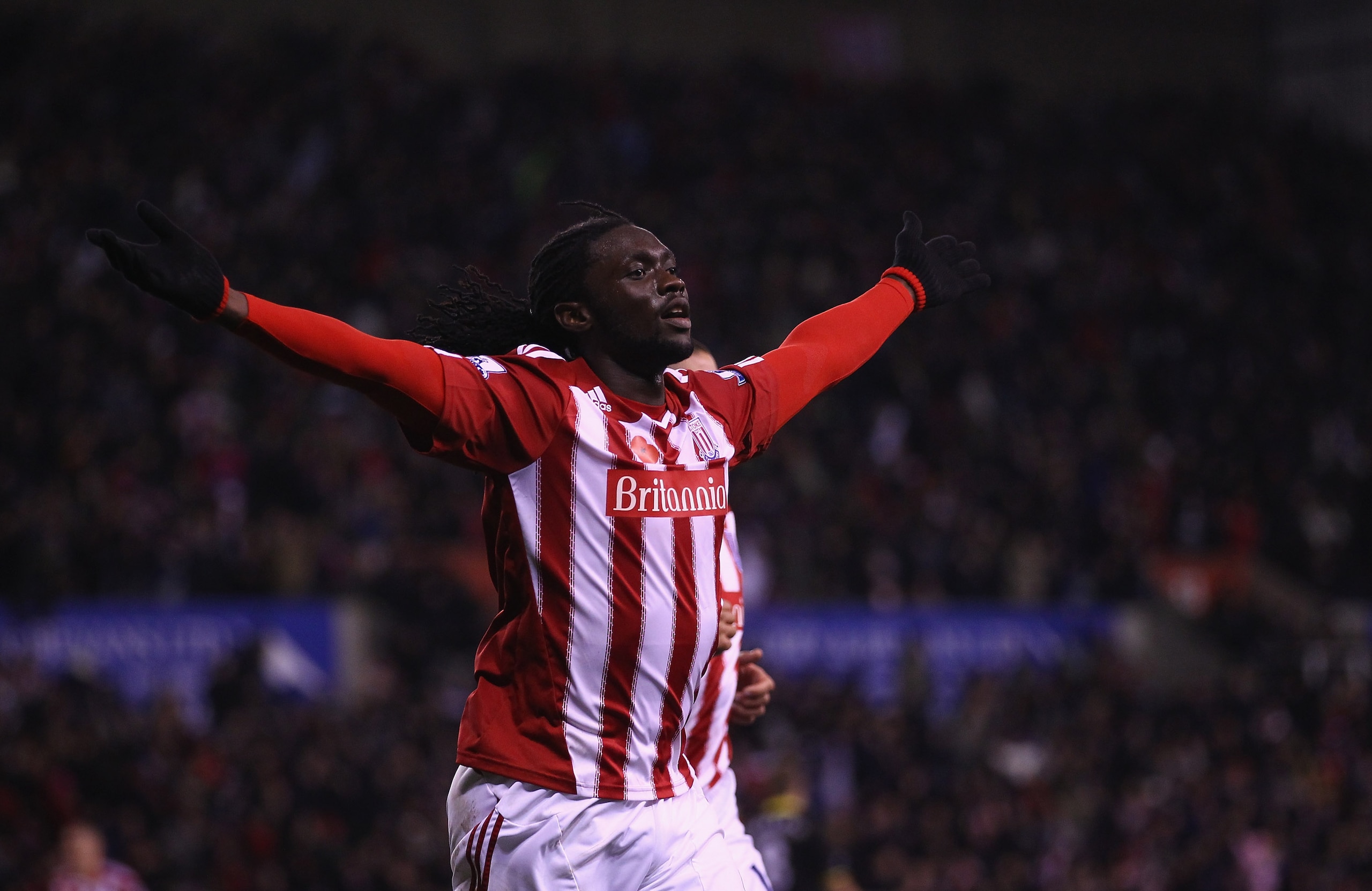 STOKE ON TRENT, ENGLAND - NOVEMBER 13:  Kenwyne Jones of Stoke City celebrates after scoring the second goal during the Barclays Premier League match between Stoke City and Liverpool at Britannia Stadium on November 13, 2010 in Stoke on Trent, England.  (