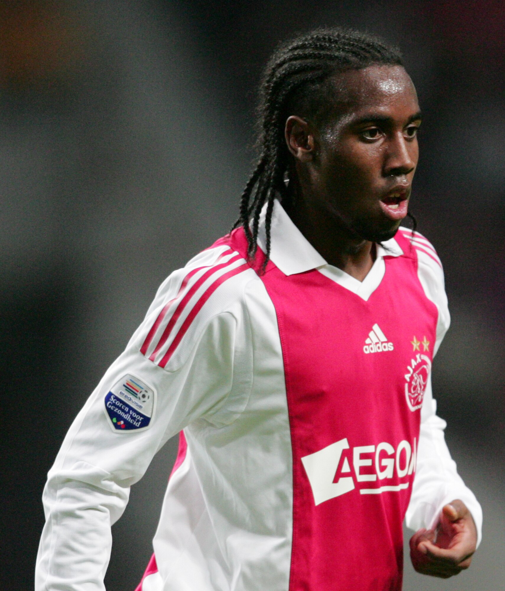 AMSTERDAM, NETHERLANDS - OCTOBER 17:  Vurnon Anita of AFC Ajax during the Eredivisie match between AFC Ajax and Willem II held on October 17, 2009 at the Amsterdam ArenA, in Amsterdam, Netherlands. (Photo by Anoek De Groot/EuroFootball/Getty Images)