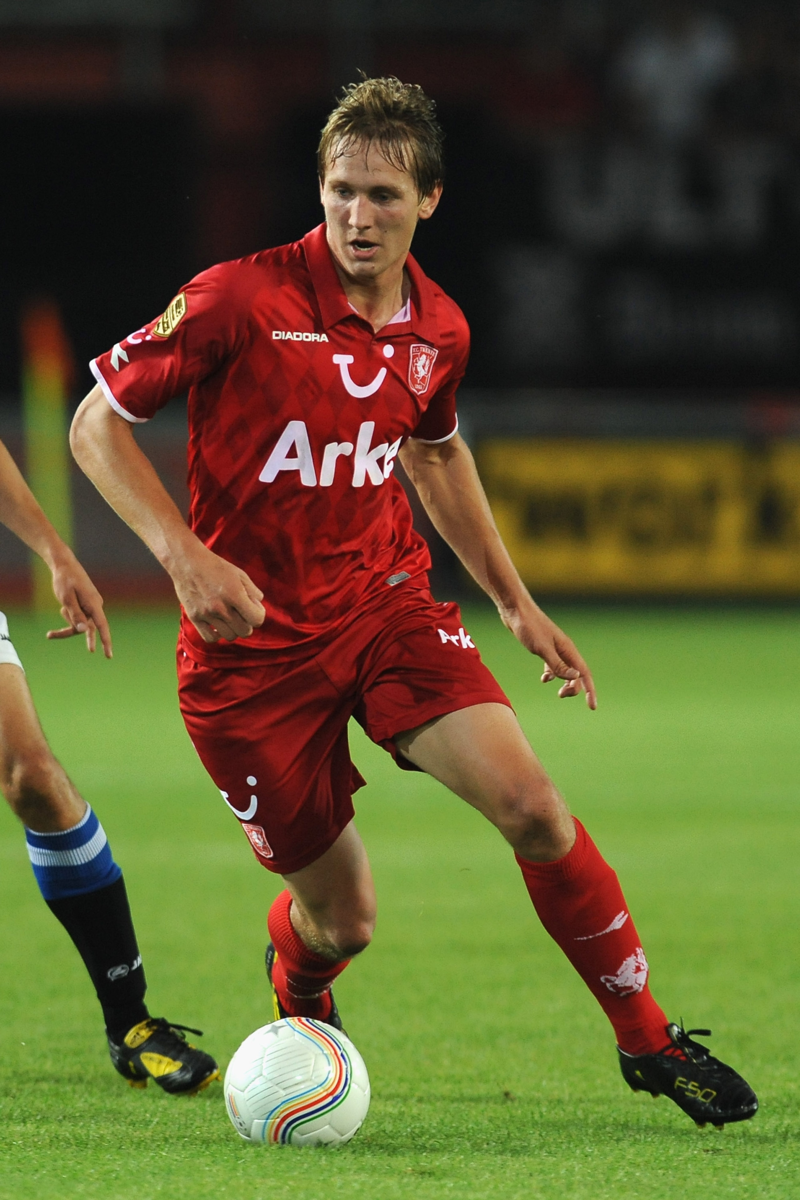 ENSCHEDE, NETHERLANDS - AUGUST 14:  Luuk de Jong of FC Twente in action during the Eredivisie match between FC Twente and SC Hereenveen at De Grolsch Veste Stadium on August 14, 2010 in Enschede, Netherlands.  (Photo by Valerio Pennicino/Getty Images)