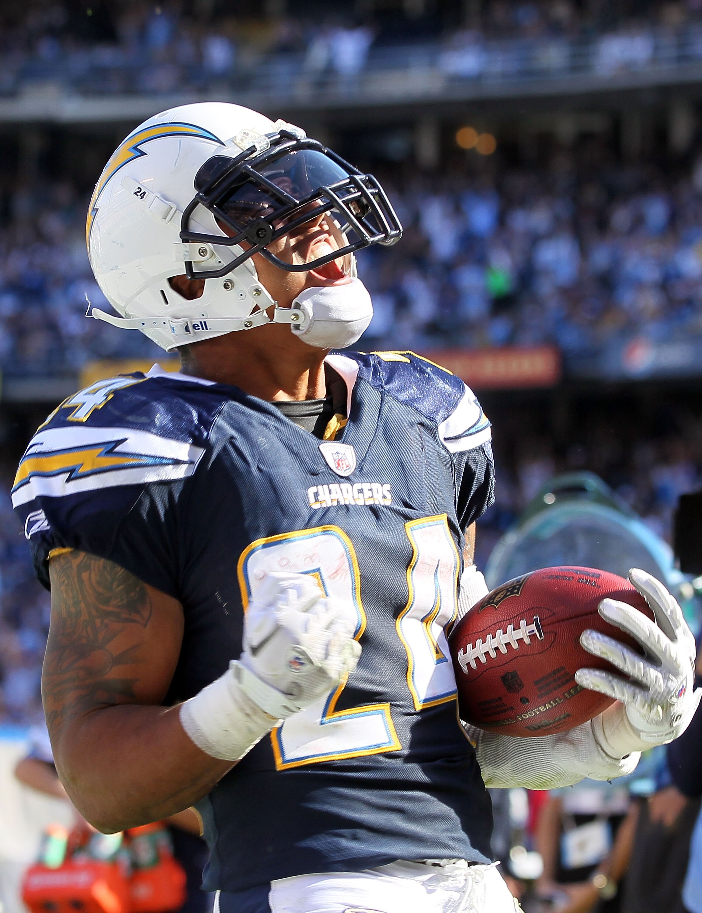 SAN DIEGO - OCTOBER 31:  Running back Ryan Mathews #24 of the San Diego Chargers celebrates after scoring a touchdown in the game against the Tennessee Titans at Qualcomm Stadium on October 31, 2010 in San Diego, California.  (Photo by Jeff Gross/Getty Im