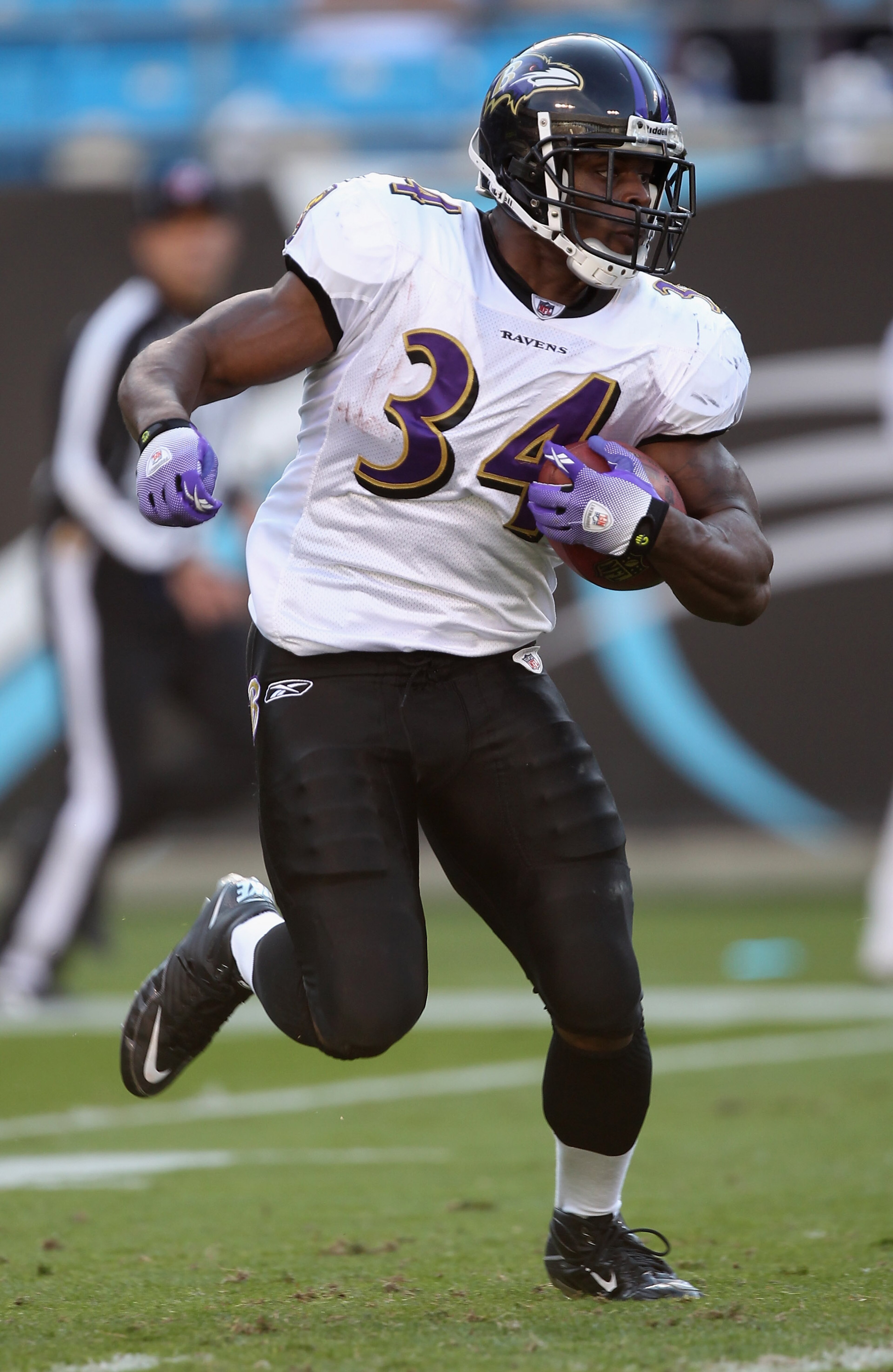 CHARLOTTE, NC - NOVEMBER 21:  Jalen Parmele #34 of the Baltimore Ravens against the Carolina Panthers at Bank of America Stadium on November 21, 2010 in Charlotte, North Carolina.  (Photo by Streeter Lecka/Getty Images)