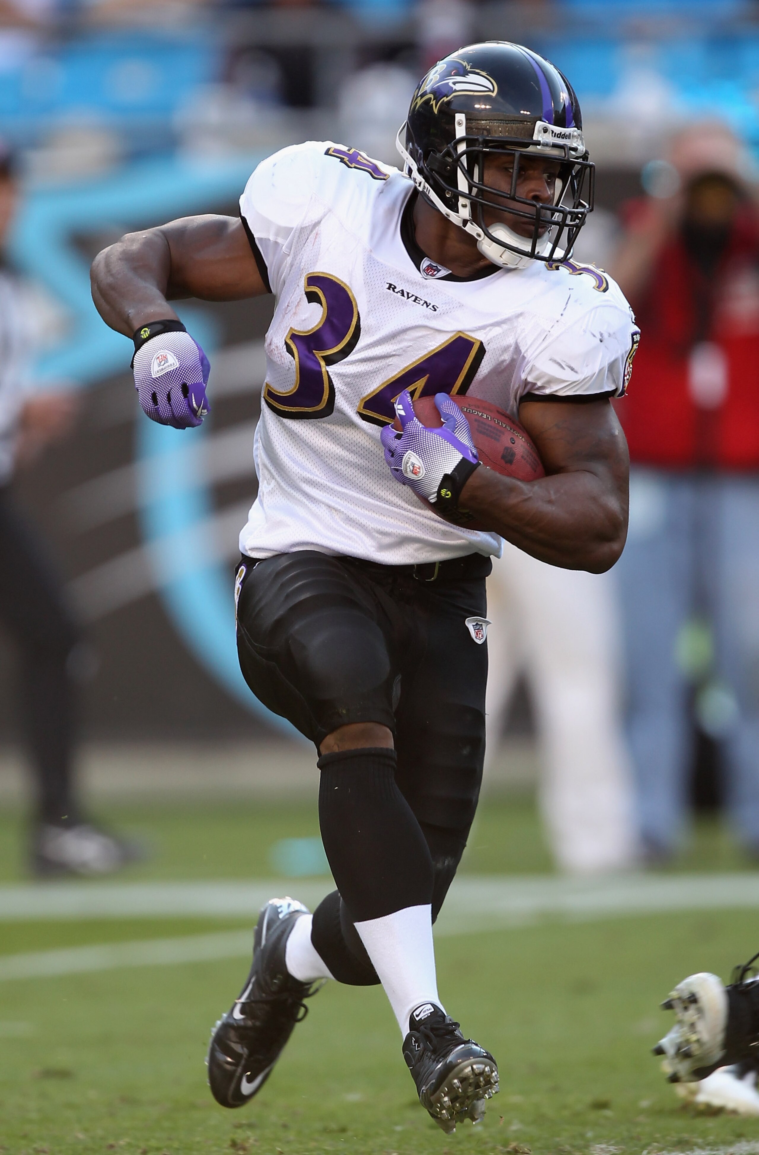 CHARLOTTE, NC - NOVEMBER 21:  Jalen Parmele #34 of the Baltimore Ravens against the Carolina Panthers at Bank of America Stadium on November 21, 2010 in Charlotte, North Carolina.  (Photo by Streeter Lecka/Getty Images)