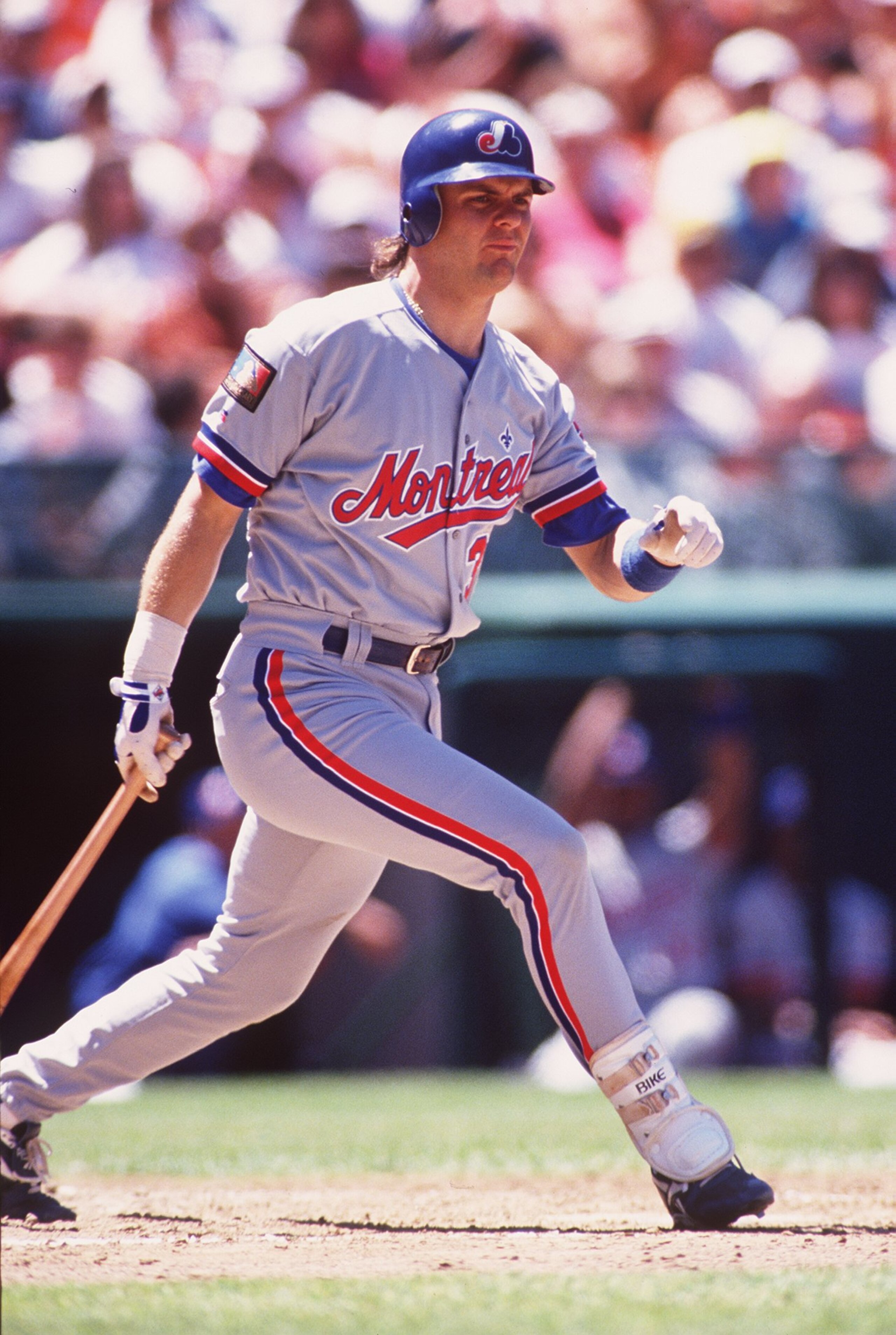 MONTREAL EXPOS OUTFIELDER LARRY WALKER BATS AGAINST THE GIANTS AT CANDLESTICK PARK IN SAN FRANCISCO.