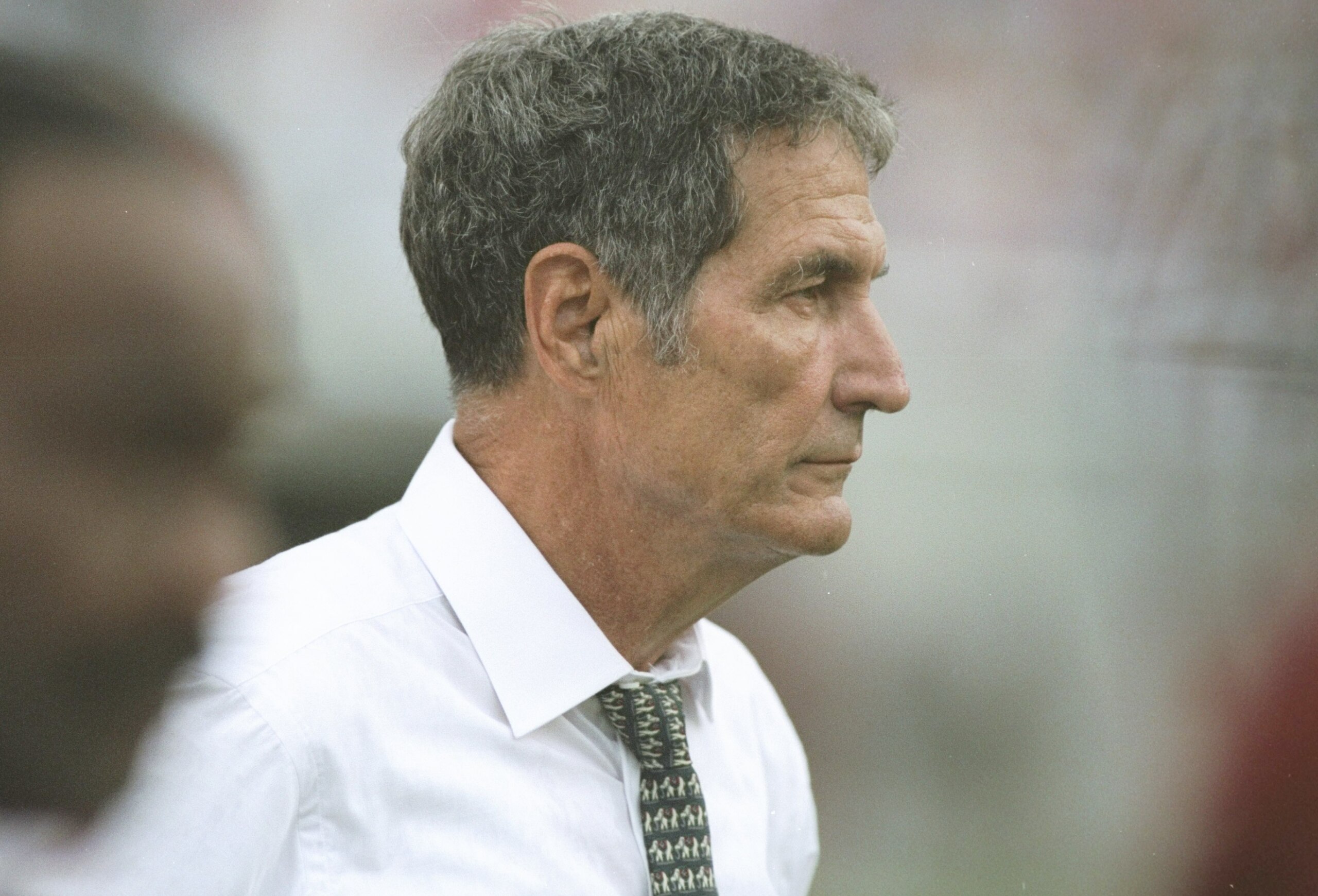 16 Sep 1995: Coach Gene Stallings of the Alabama Crimson Tide watches his players during a game against the Arkansas Razorbacks in Tucsawosa, Alabama. Arkansas won the game 20-19. 16 Sep 1995: Coach Gene Stallings of the Alabama Crimson Tide watches his players during a game against the Arkansas Razorbacks in Tucsawosa, Alabama. Arkansas won the game 20-19.