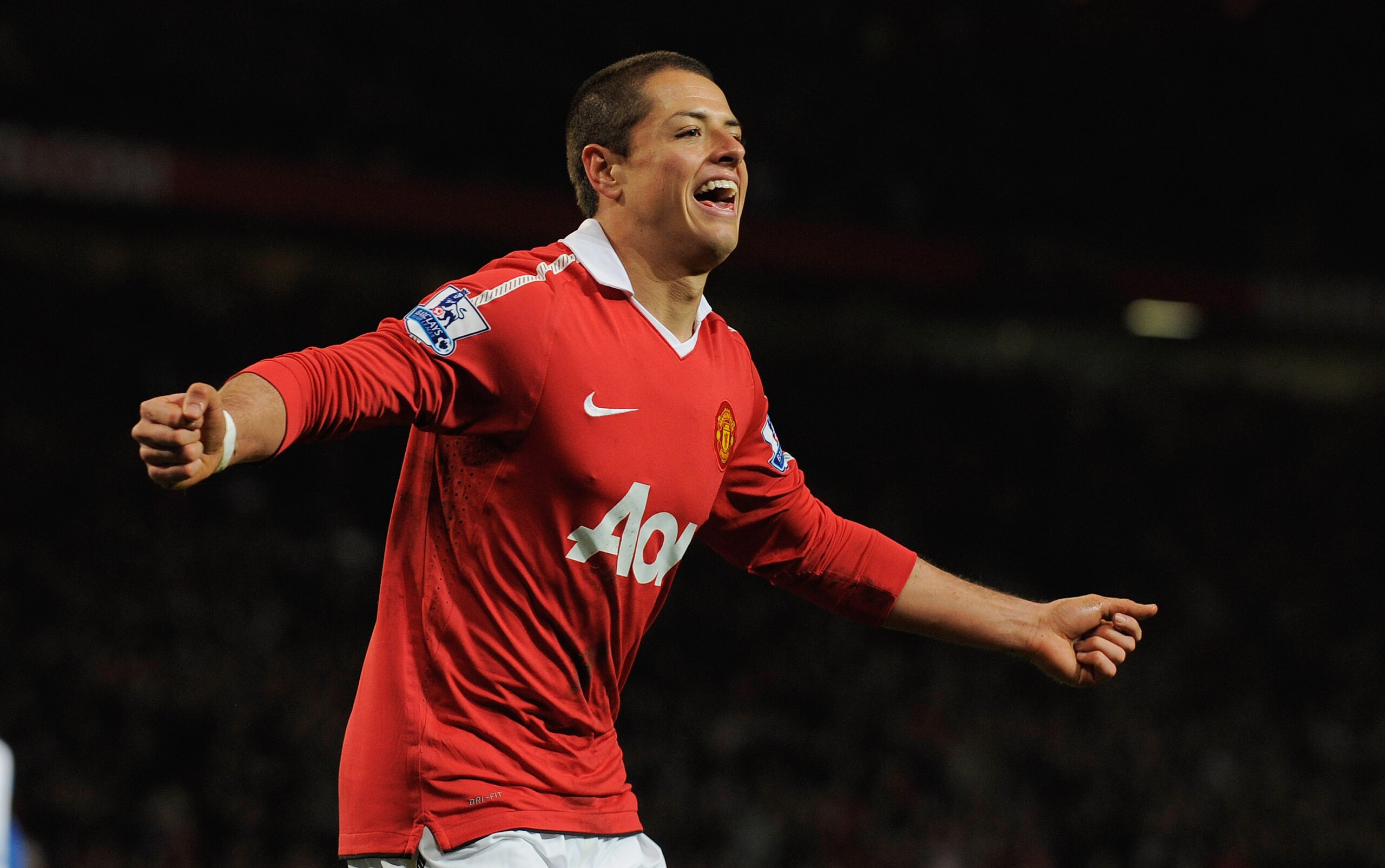 MANCHESTER, ENGLAND - NOVEMBER 20:  Javier Hernandez of Manchester United celebrates scoring to make it 2-0 during the Barclays Premier League match between Manchester United and Wigan Athletic at Old Trafford on November 20, 2010 in Manchester, England. 