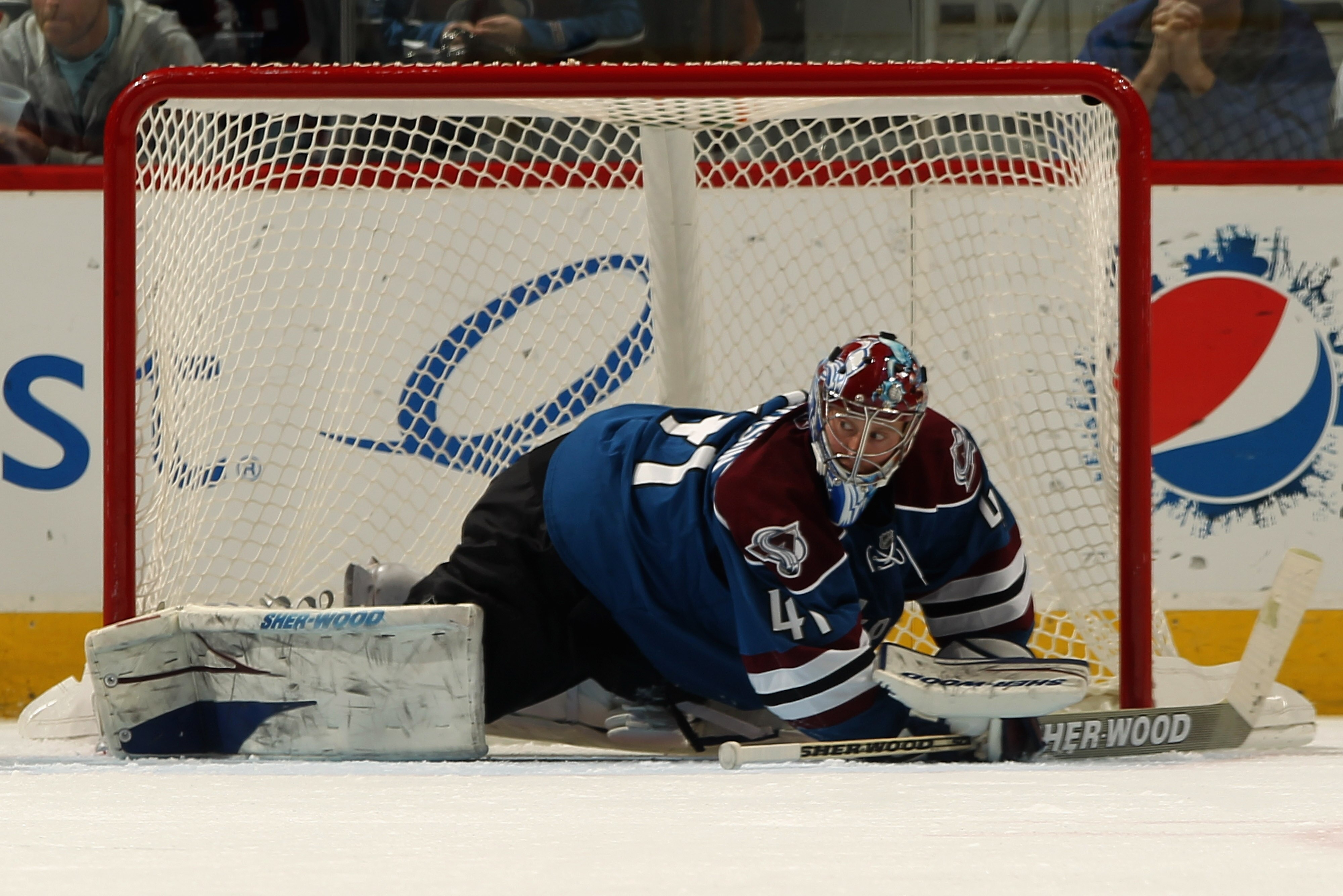 DENVER - NOVEMBER 19:  Goalie Craig Anderson #41 of the Colorado Avalanche defends the goal against the New York Rangers at the Pepsi Center on November 19, 2010 in Denver, Colorado. The game was Anderson's first game back after missing 10 games due to in