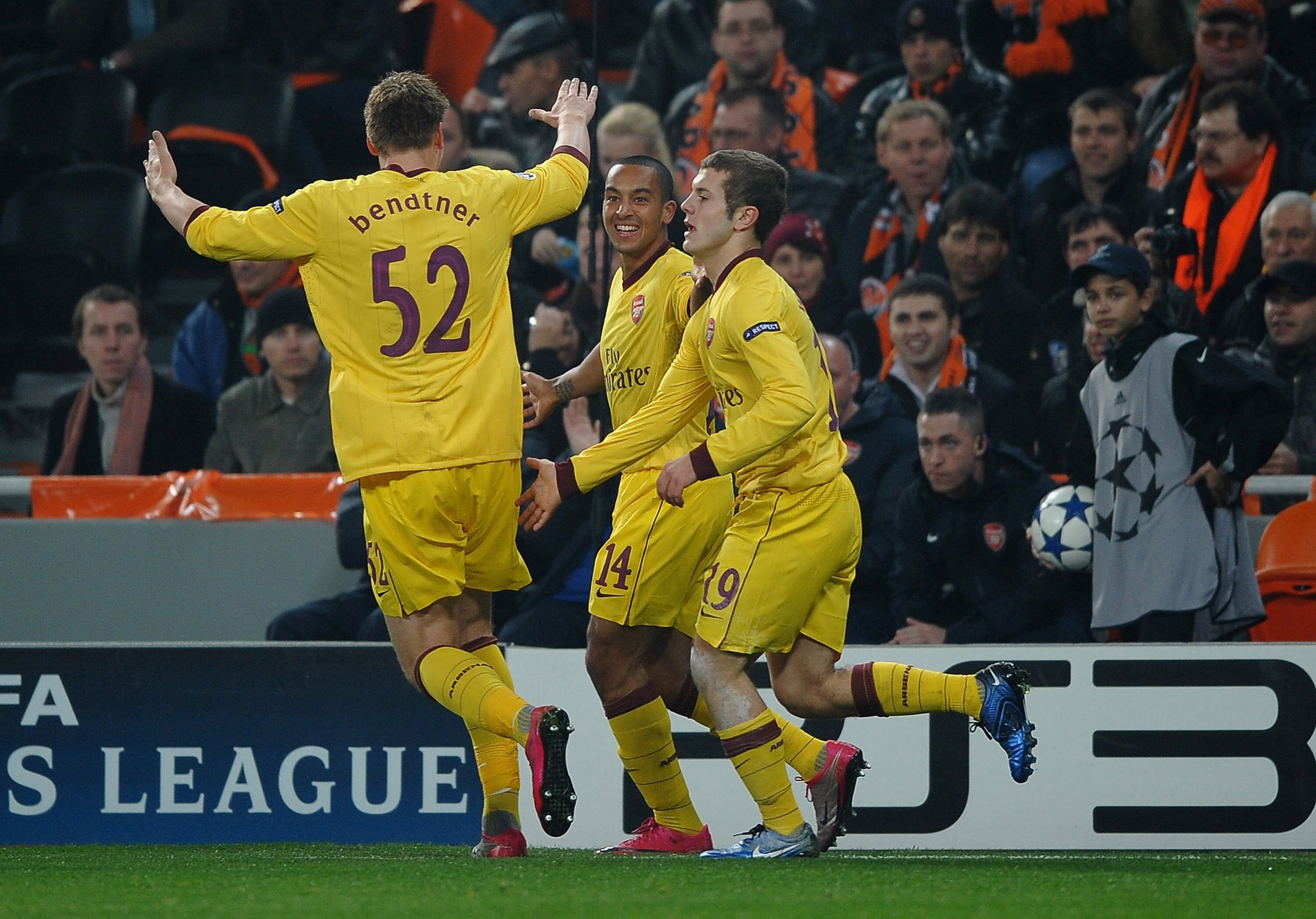 DONETSK, UKRAINE - NOVEMBER 03: Theo Walcott of Arsenal celebrates scoring the opening goal during the Champions League Group H match between FC Shakhtar Donetsk and Arsenal, at the Donbass Arena on November 3, 2010 in Donetsk, Ukraine.  (Photo by Laurenc