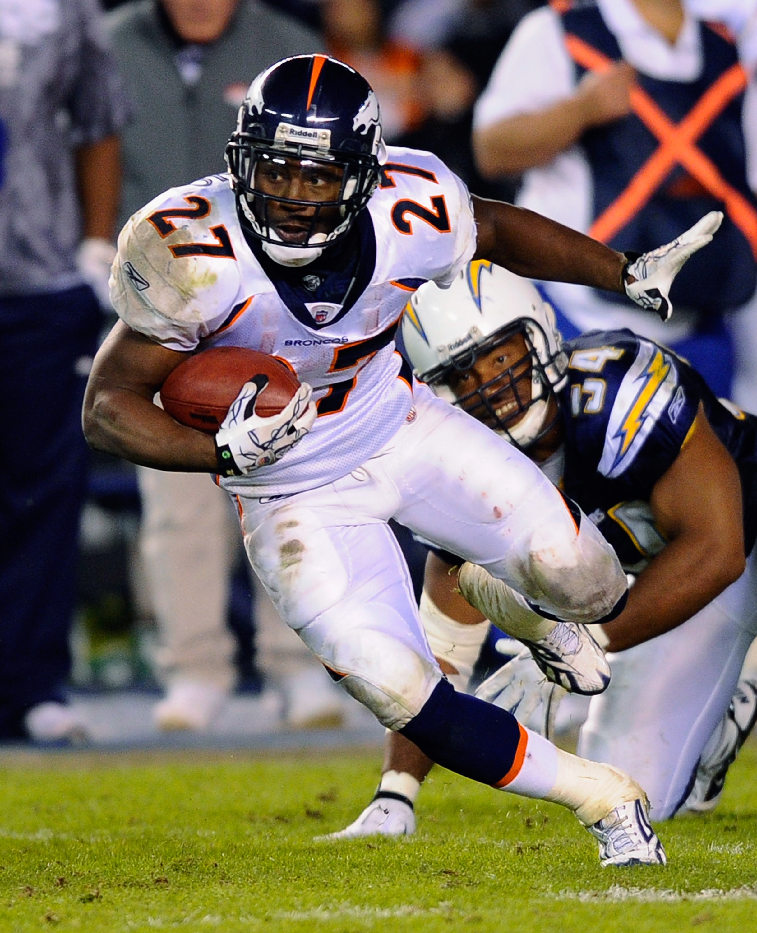 SAN DIEGO - NOVEMBER 22:  Knowshon Moreno #27 of the Denver Broncos rushes against the San Diego Chargers at Qualcomm Stadium on November 22, 2010 in San Diego, California. Chargers defeated the Broncos 35-14.  (Photo by Kevork Djansezian/Getty Images)