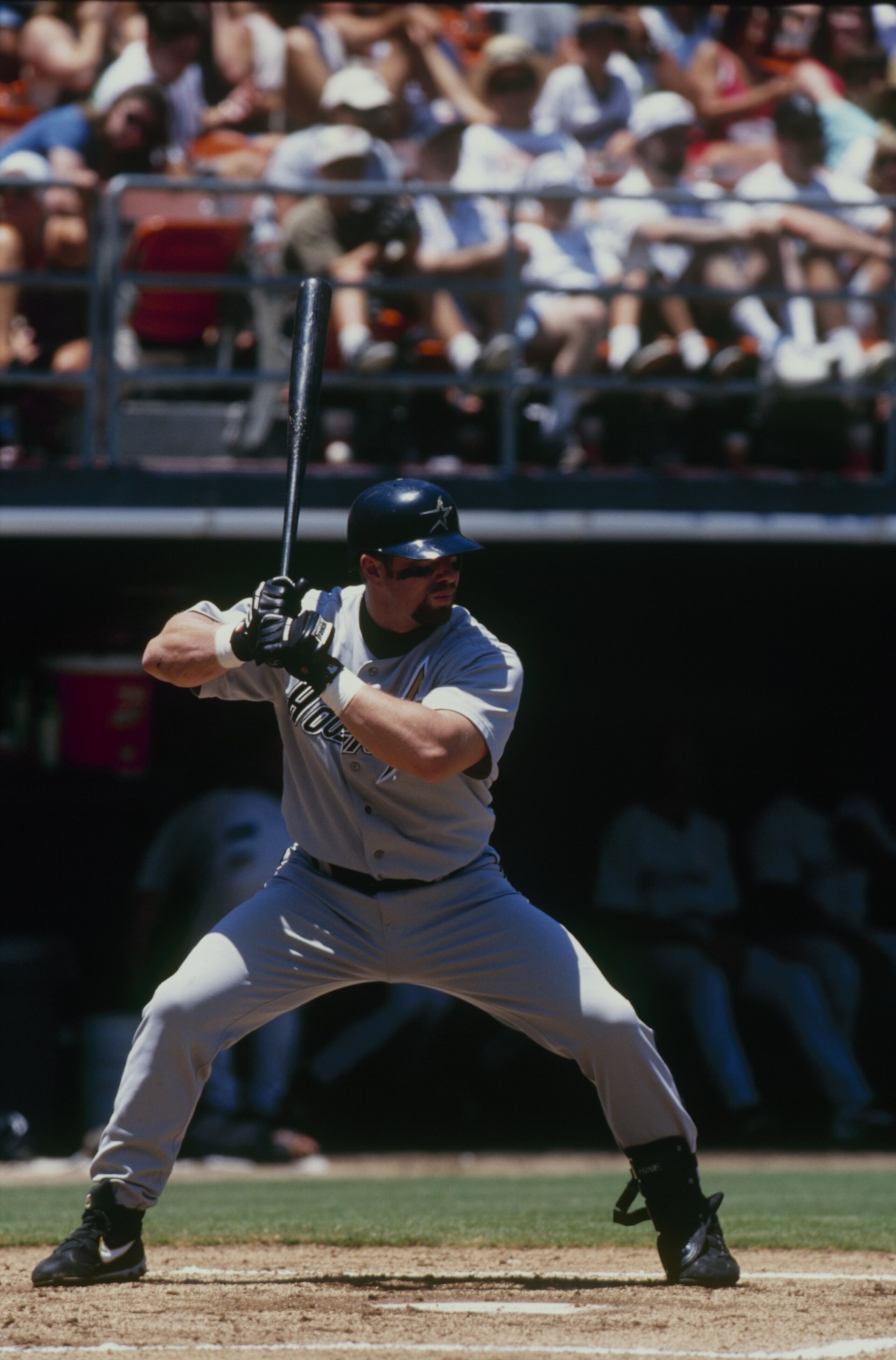SAN DIEGO - JULY 26:  Jeff Bagwell #5 of the Houston Astros stands ready at bat during game against the San Diego Padres at Qualcomm Stadium on July 26,1998 in San Diego,California.  (Photo by: Tom Hauck/Getty Images)