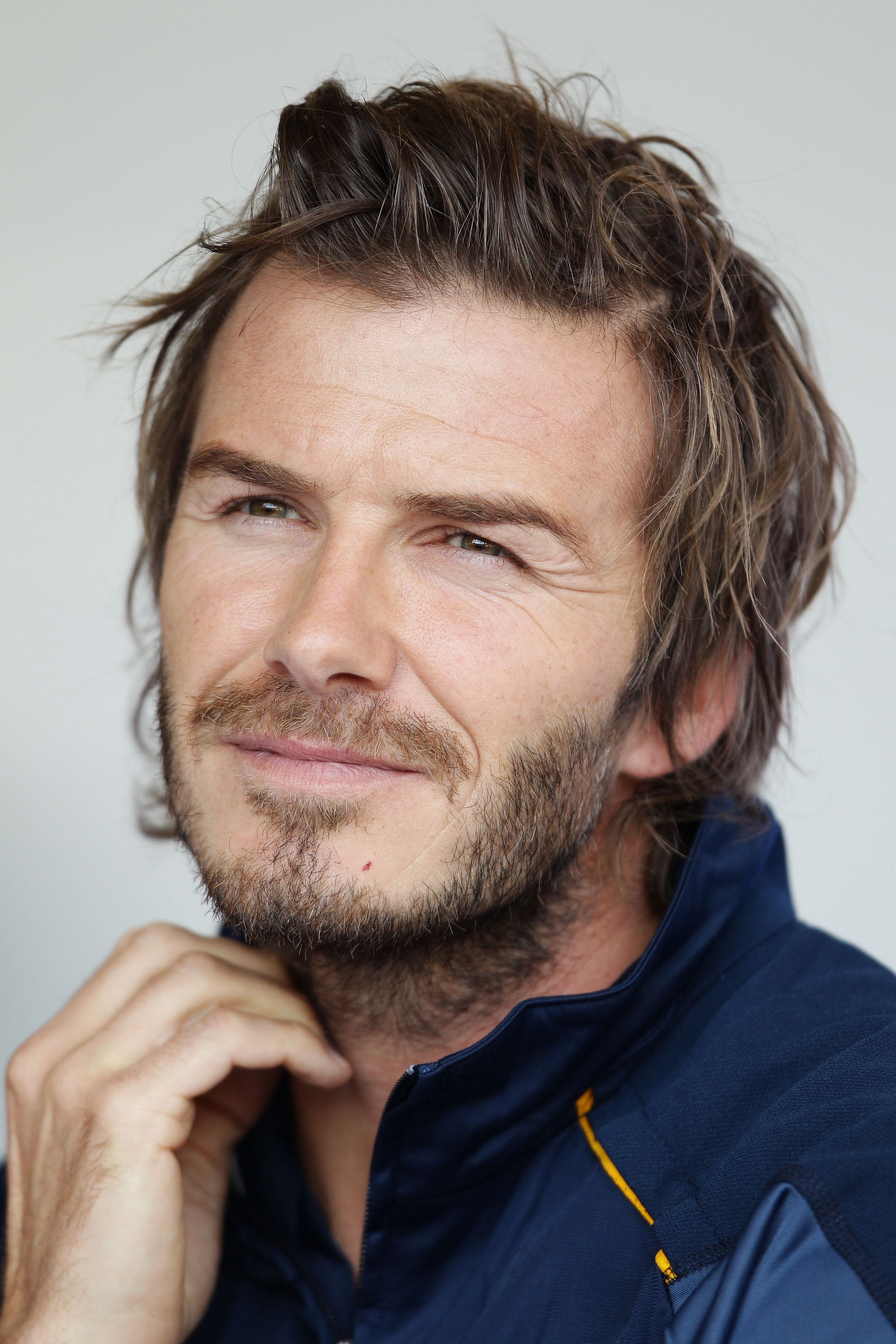 SYDNEY, AUSTRALIA - NOVEMBER 25: David Beckham arrives at Sydney International Airport on November 25, 2010 in Sydney, Australia. (Photo by Brendon Thorne/Getty Images) SYDNEY, AUSTRALIA - NOVEMBER 25: David Beckham arrives at Sydney International Airport on November 25, 2010 in Sydney, Australia. (Photo by Brendon Thorne/Getty Images)