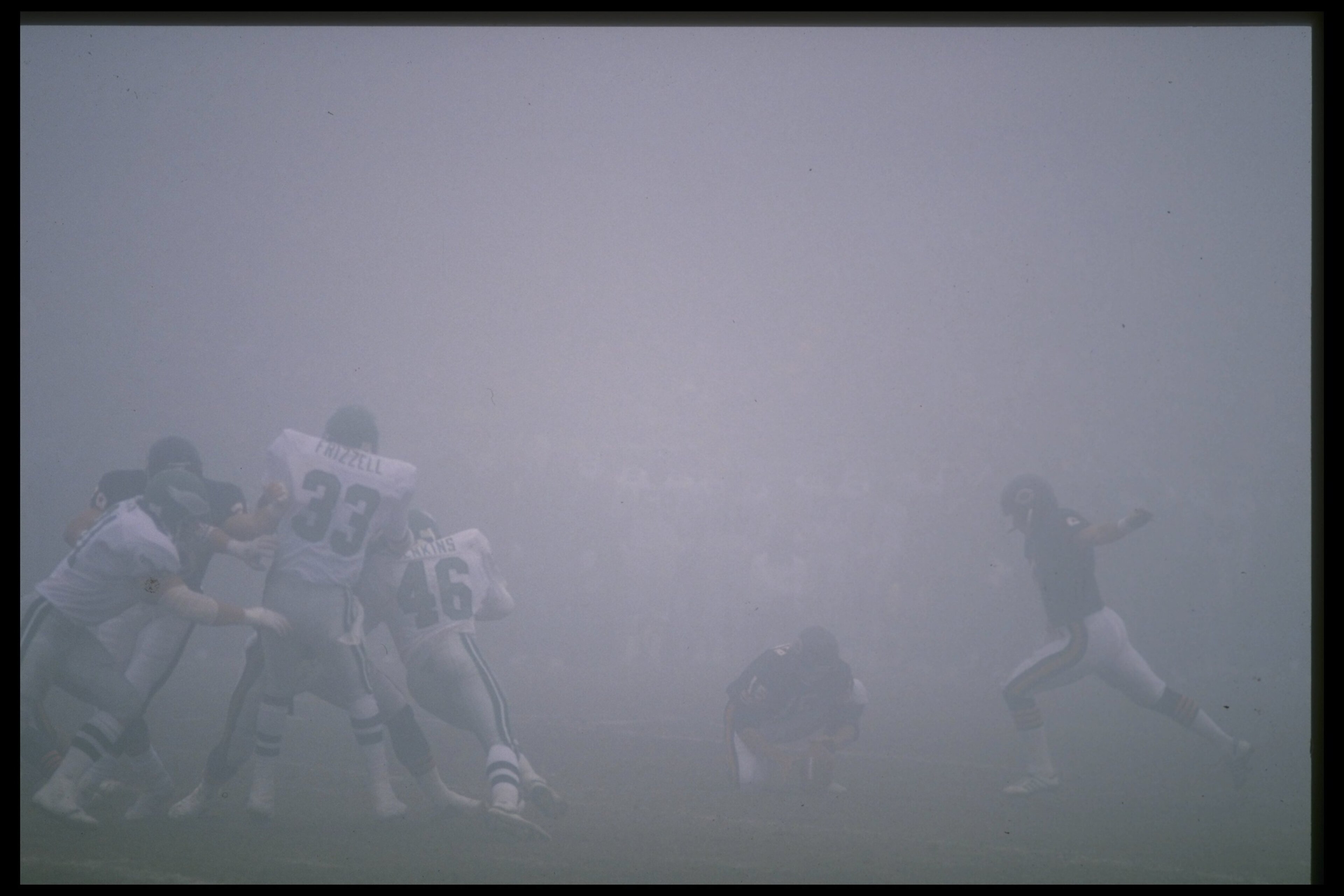 31 Dec 1988: General view of a playoff game between the Philadelphia Eagles and the Chicago Bears at Soldier Field in Chicago, Illinois. The Bears won the game, 20-12. Mandatory Credit: Jonathan Daniel /Allsport 31 Dec 1988: General view of a playoff game between the Philadelphia Eagles and the Chicago Bears at Soldier Field in Chicago, Illinois. The Bears won the game, 20-12. Mandatory Credit: Jonathan Daniel /Allsport