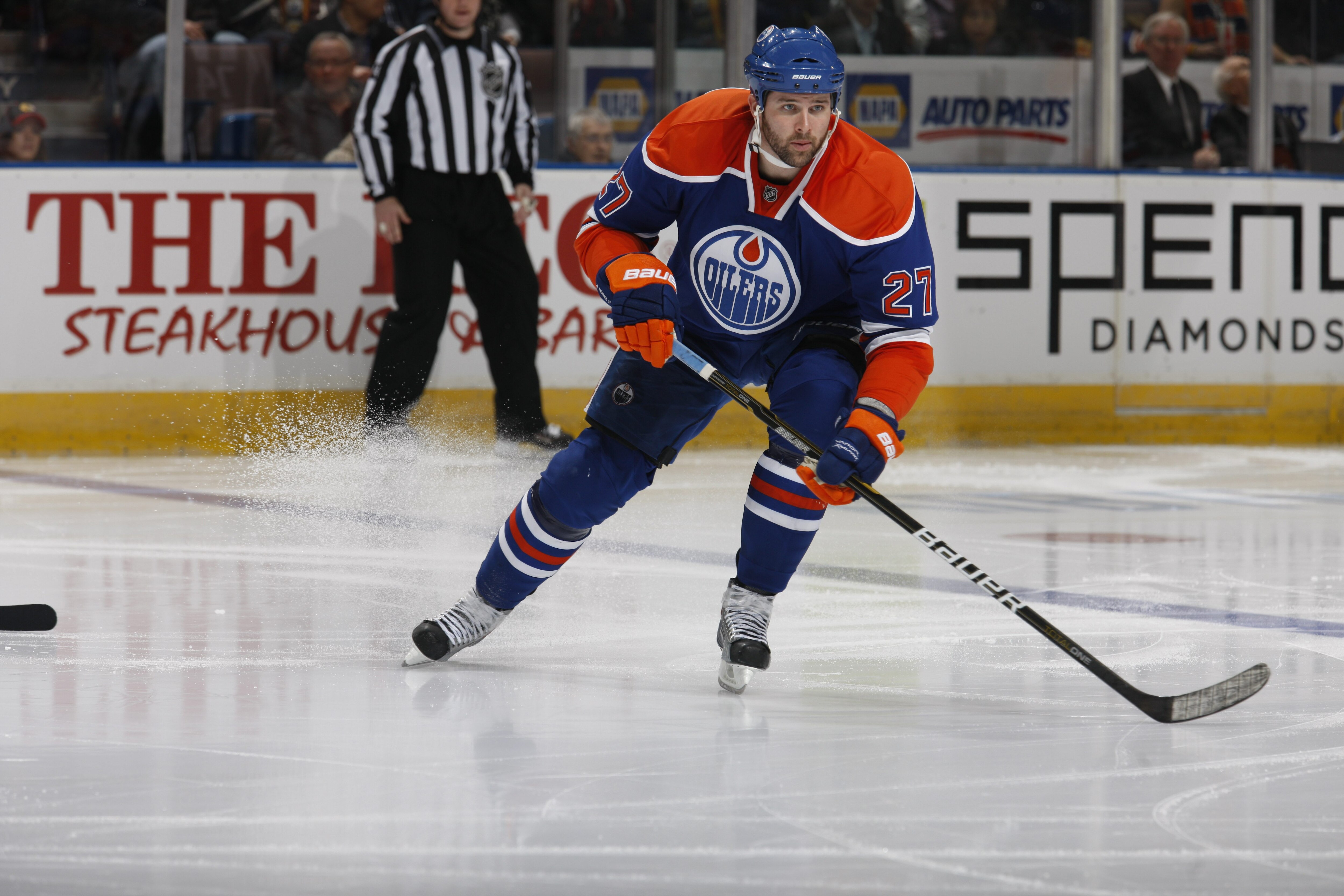 EDMONTON, CANADA - NOVEMBER 17: Dustin Penner #27 of the Edmonton Oilers skates against the Chicago Black Hawks on November 17, 2010 at Rexall Place in Edmonton, Alberta, Canada. (Photo by Dale MacMillan/Getty Images)