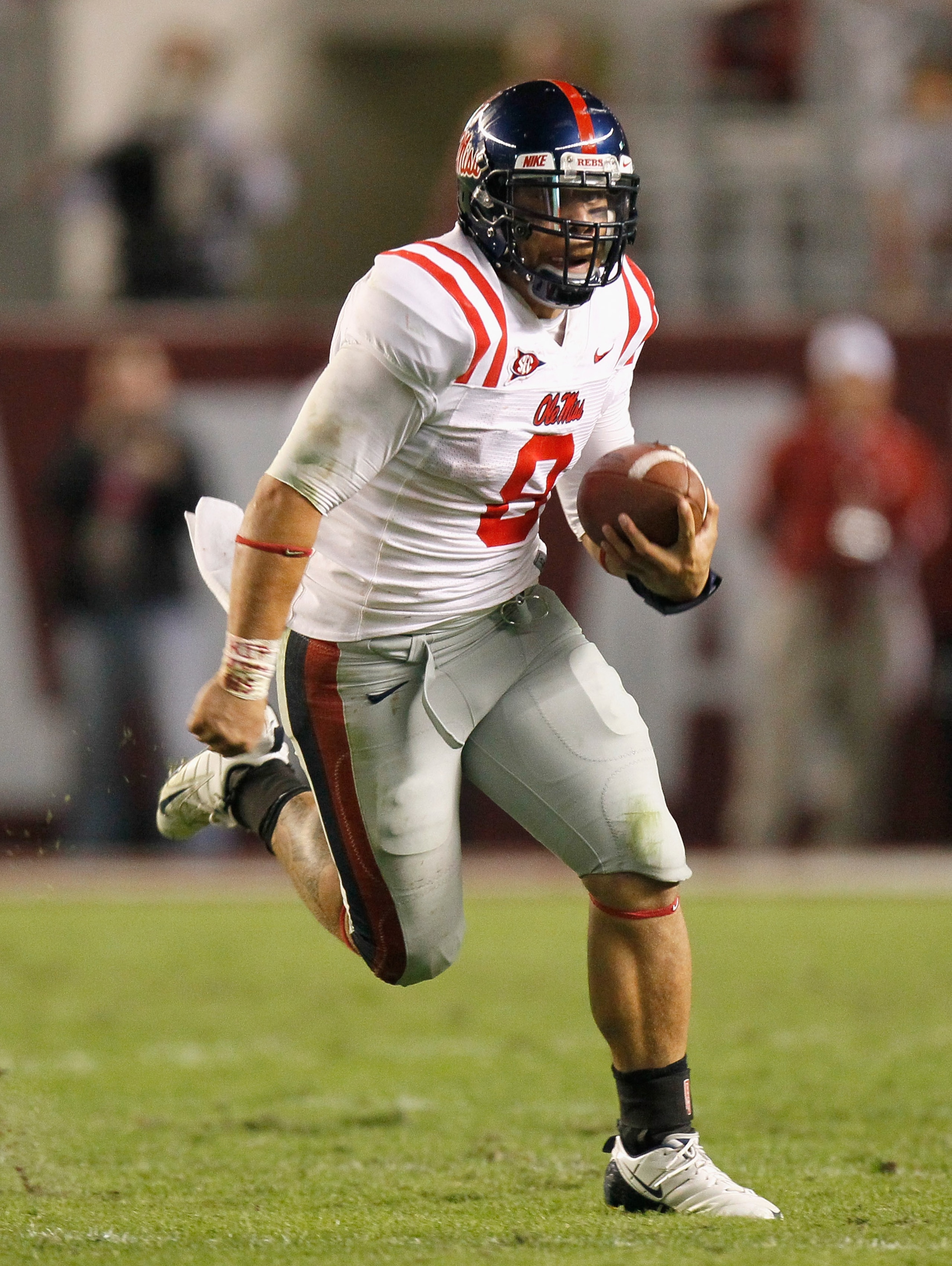 TUSCALOOSA, AL - OCTOBER 16:  Quarterback Jeremiah Masoli #8 of the Ole Miss Rebels against the Alabama Crimson Tide at Bryant-Denny Stadium on October 16, 2010 in Tuscaloosa, Alabama.  (Photo by Kevin C. Cox/Getty Images)