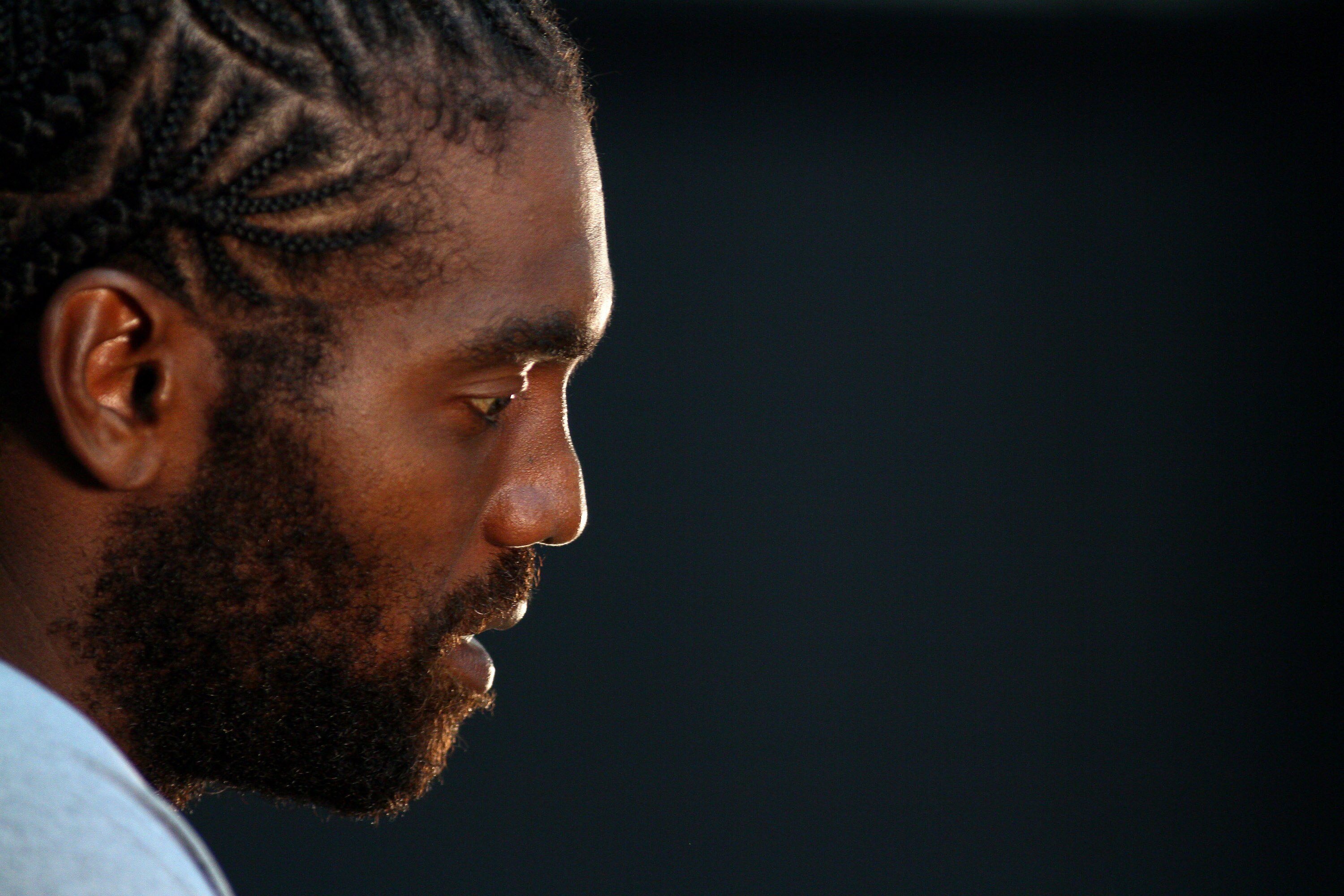EDEN PRAIRIE, MN - OCTOBER 7:  Minnesota Vikings wide receiver Randy Moss answers questions from the media during a press conference at Winter Park on October 7, 2010 in Eden Prairie, Minnesota.  (Photo by Adam Bettcher/Getty Images)