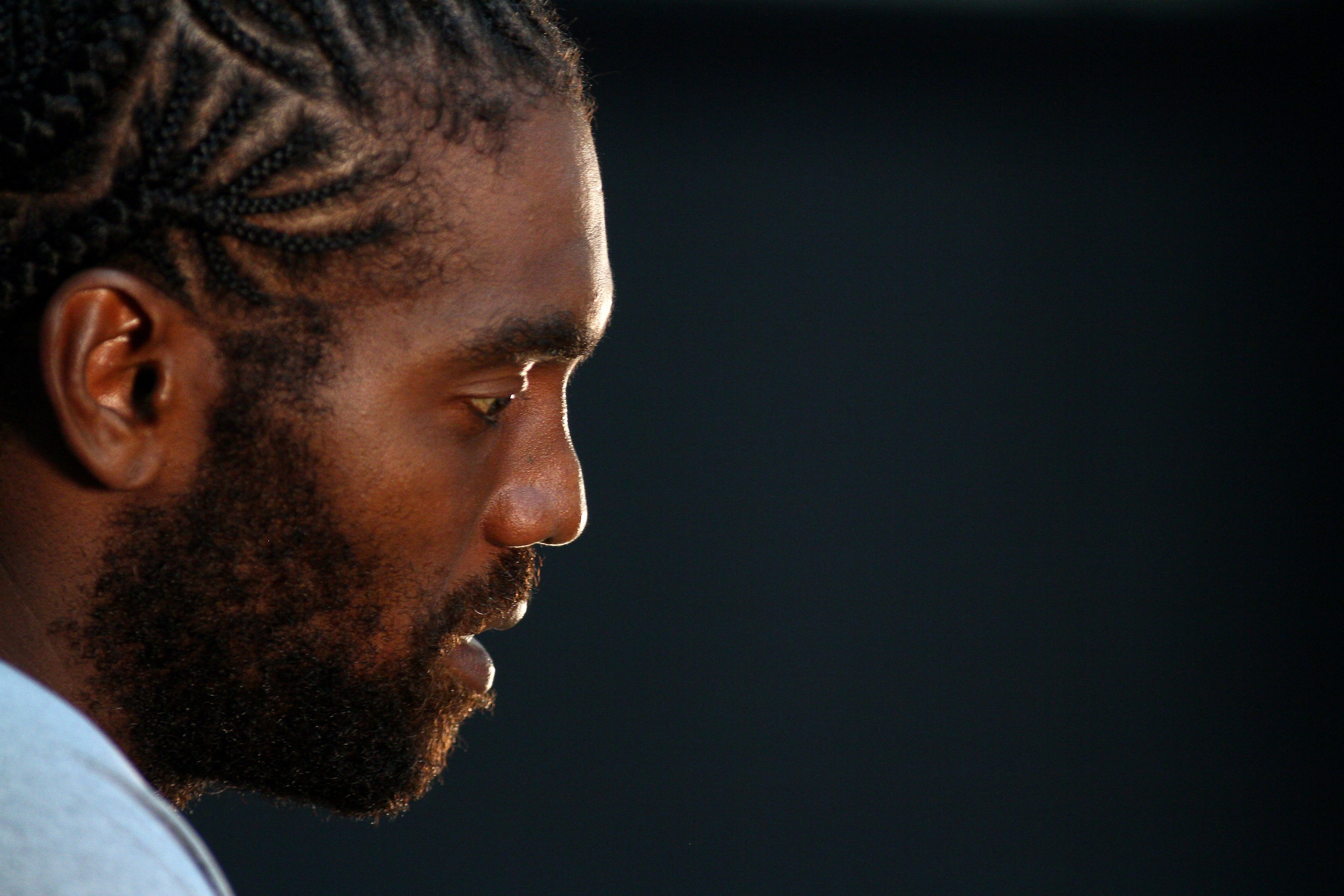 EDEN PRAIRIE, MN - OCTOBER 7: Minnesota Vikings wide receiver Randy Moss answers questions from the media during a press conference at Winter Park on October 7, 2010 in Eden Prairie, Minnesota. (Photo by Adam Bettcher/Getty Images) EDEN PRAIRIE, MN - OCTOBER 7: Minnesota Vikings wide receiver Randy Moss answers questions from the media during a press conference at Winter Park on October 7, 2010 in Eden Prairie, Minnesota. (Photo by Adam Bettcher/Getty Images)