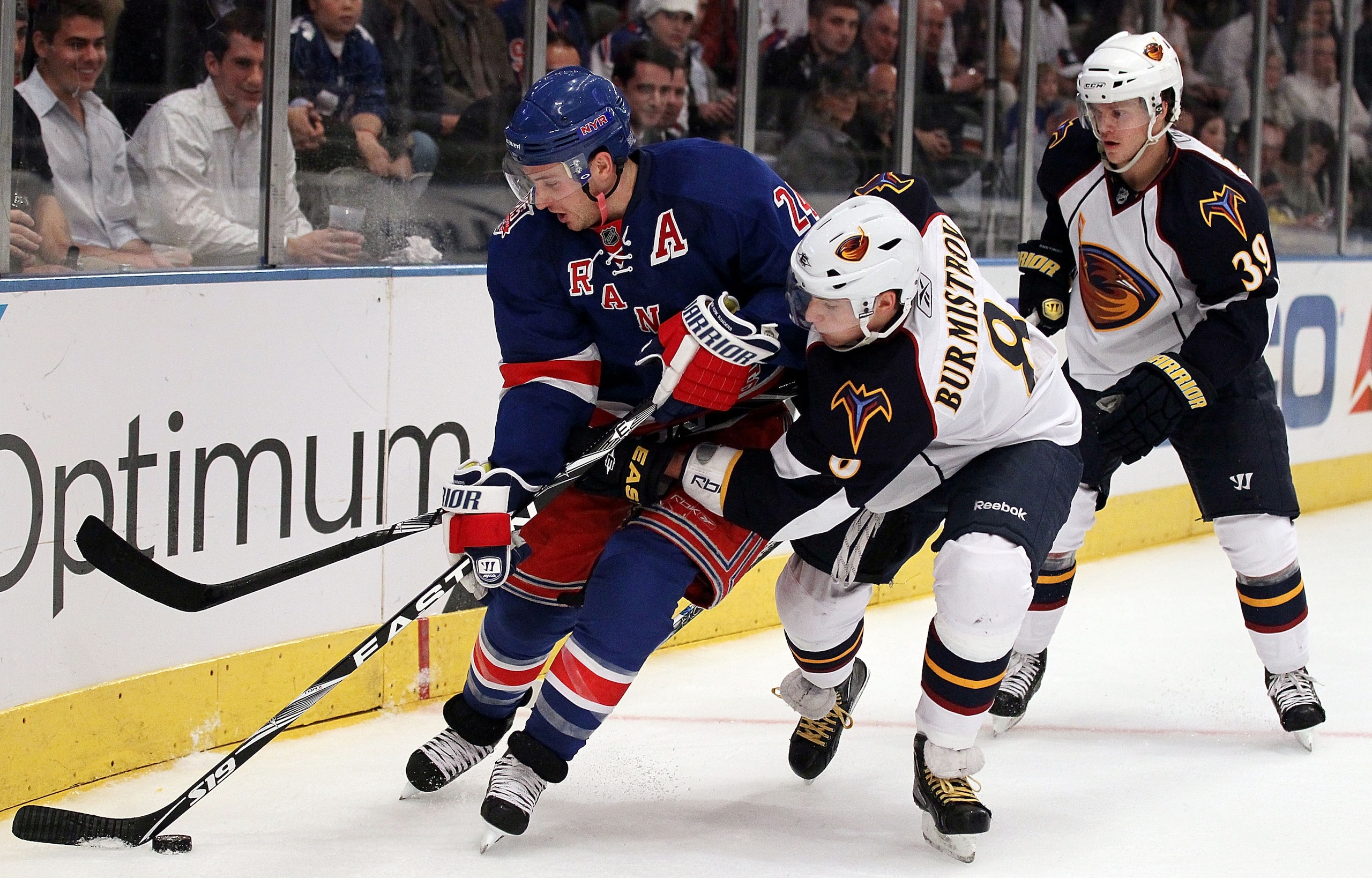NEW YORK - OCTOBER 27:  Alexander Burmistrov #8 of the Atlanta Thrashers defends against Ryan Callahan #24 of the New York Rangers on October 27, 2010 at Madison Square Garden in New York City.  (Photo by Jim McIsaac/Getty Images)