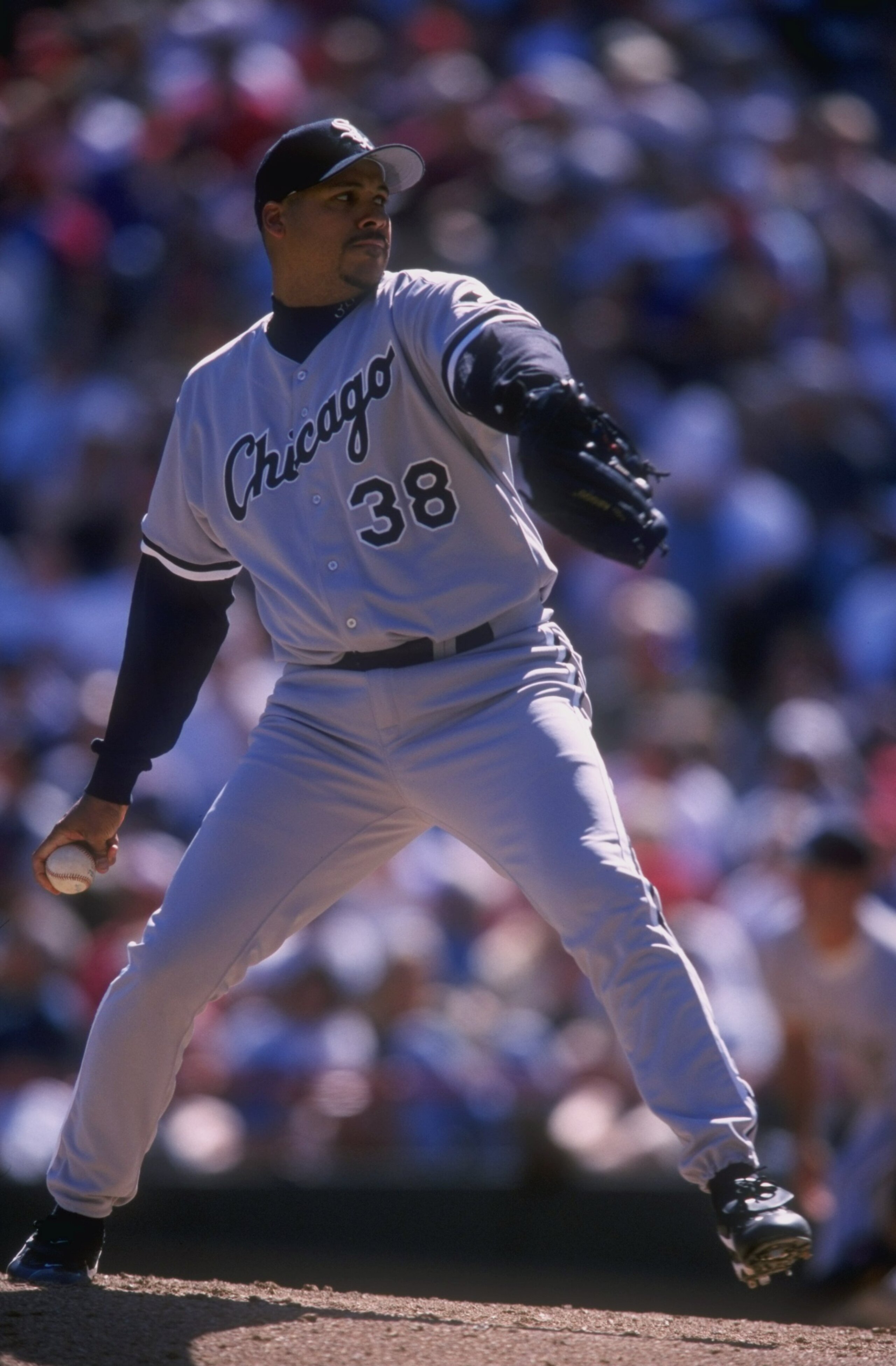 31 Mar 1998:  Pitcher Jamie Navarro of the Chicago White Sox in action during a game against the Texas Rangers at The Ball Park in Arlington, Texas. The White Sox defeated the Rangers 8-2. Mandatory Credit: Stephen Dunn  /Allsport