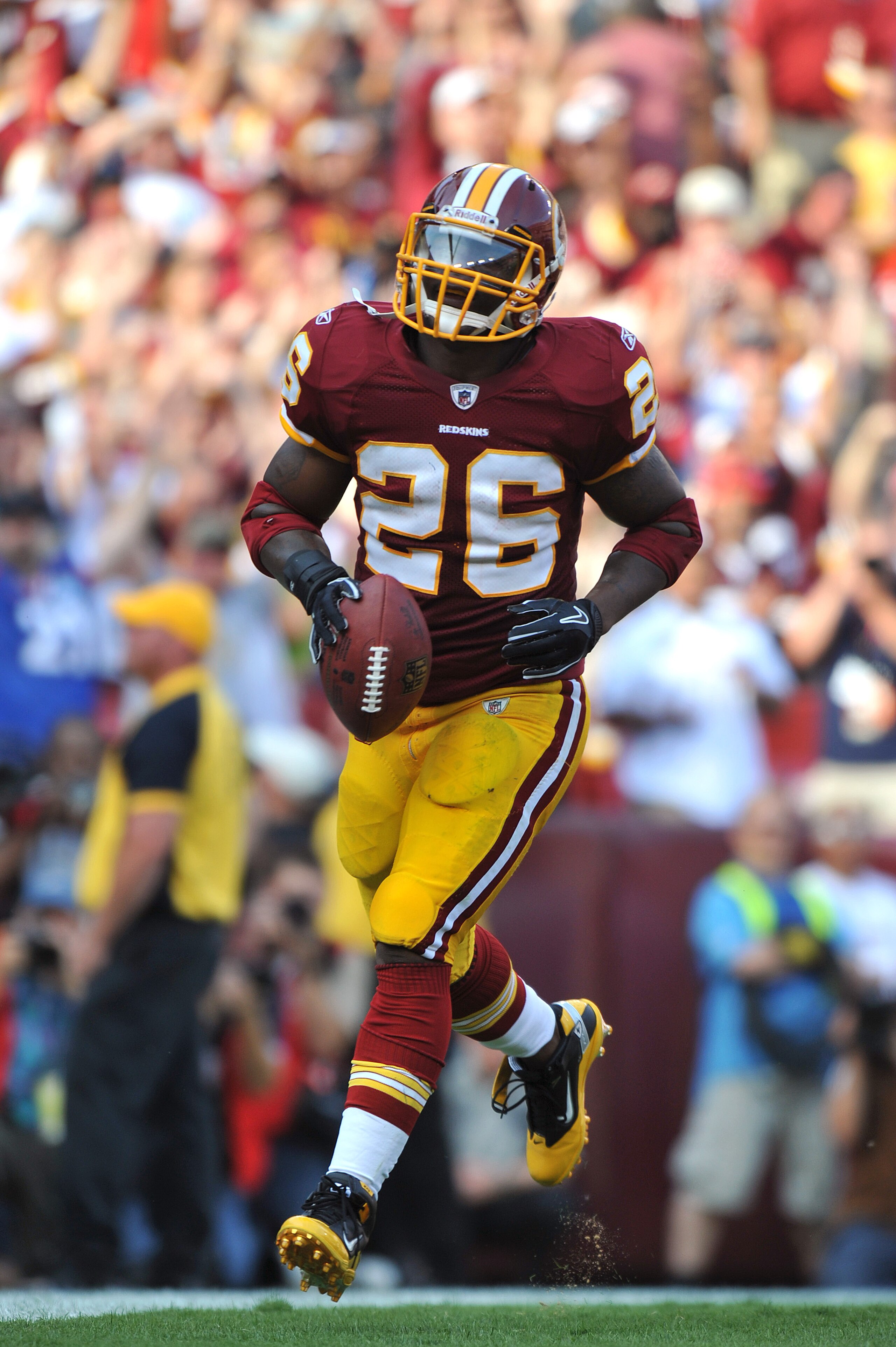 LANDOVER - SEPTEMBER 19: Clinton Portis #26 of the Washington Redskins celebrates a touchdown during the game against the Houston Texans at FedExField on September 19, 2010 in Landover, Maryland. The Texans defeated the Redskins in overtime 30-27. (Photo LANDOVER - SEPTEMBER 19: Clinton Portis #26 of the Washington Redskins celebrates a touchdown during the game against the Houston Texans at FedExField on September 19, 2010 in Landover, Maryland. The Texans defeated the Redskins in overtime 30-27. (Photo