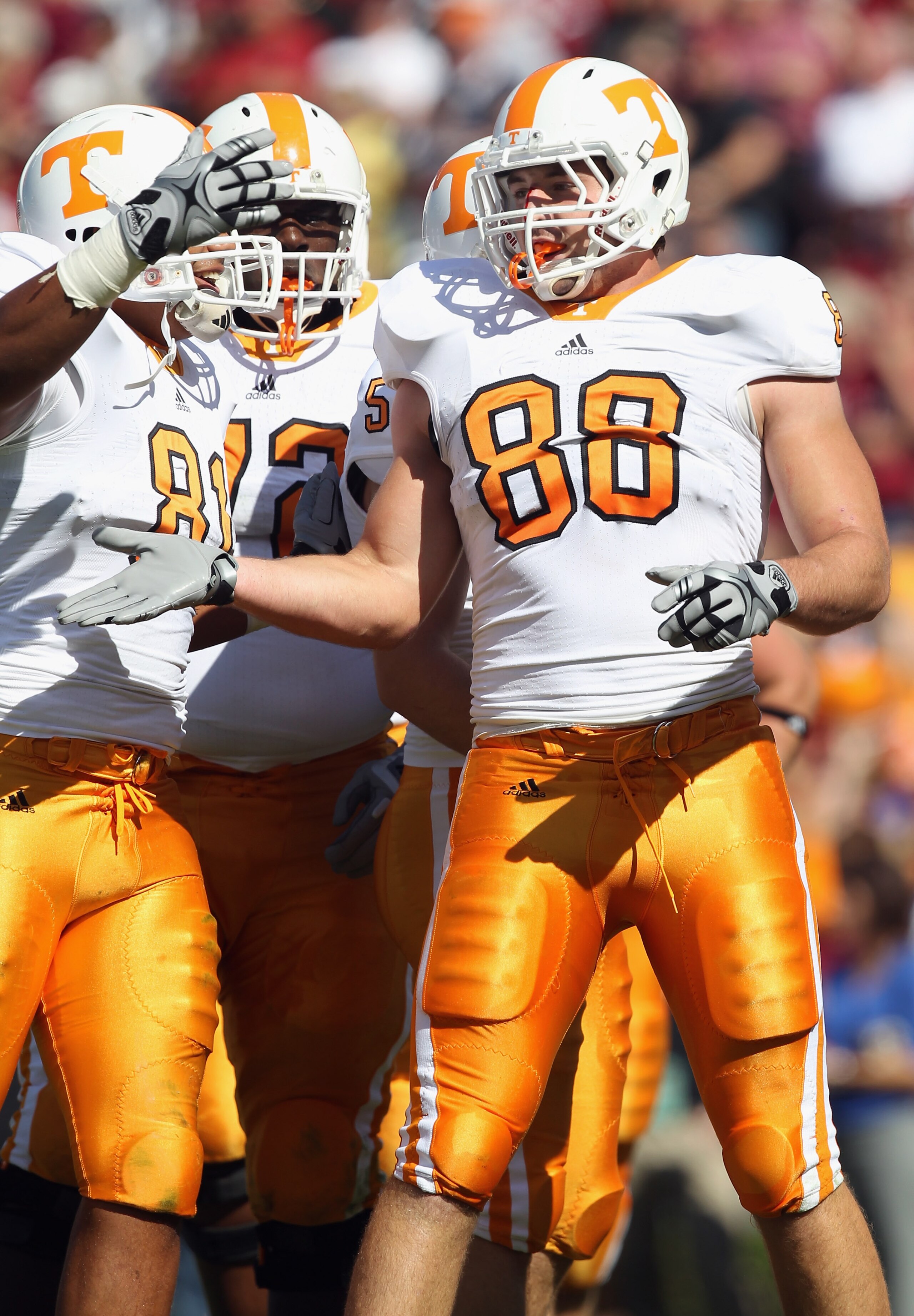 COLUMBIA, SC - OCTOBER 30: Luke Stocker #88 of the Tennessee Volunteers against the South Carolina Gamecocks during their game at Williams-Brice Stadium on October 30, 2010 in Columbia, South Carolina. (Photo by Streeter Lecka/Getty Images) COLUMBIA, SC - OCTOBER 30: Luke Stocker #88 of the Tennessee Volunteers against the South Carolina Gamecocks during their game at Williams-Brice Stadium on October 30, 2010 in Columbia, South Carolina. (Photo by Streeter Lecka/Getty Images)