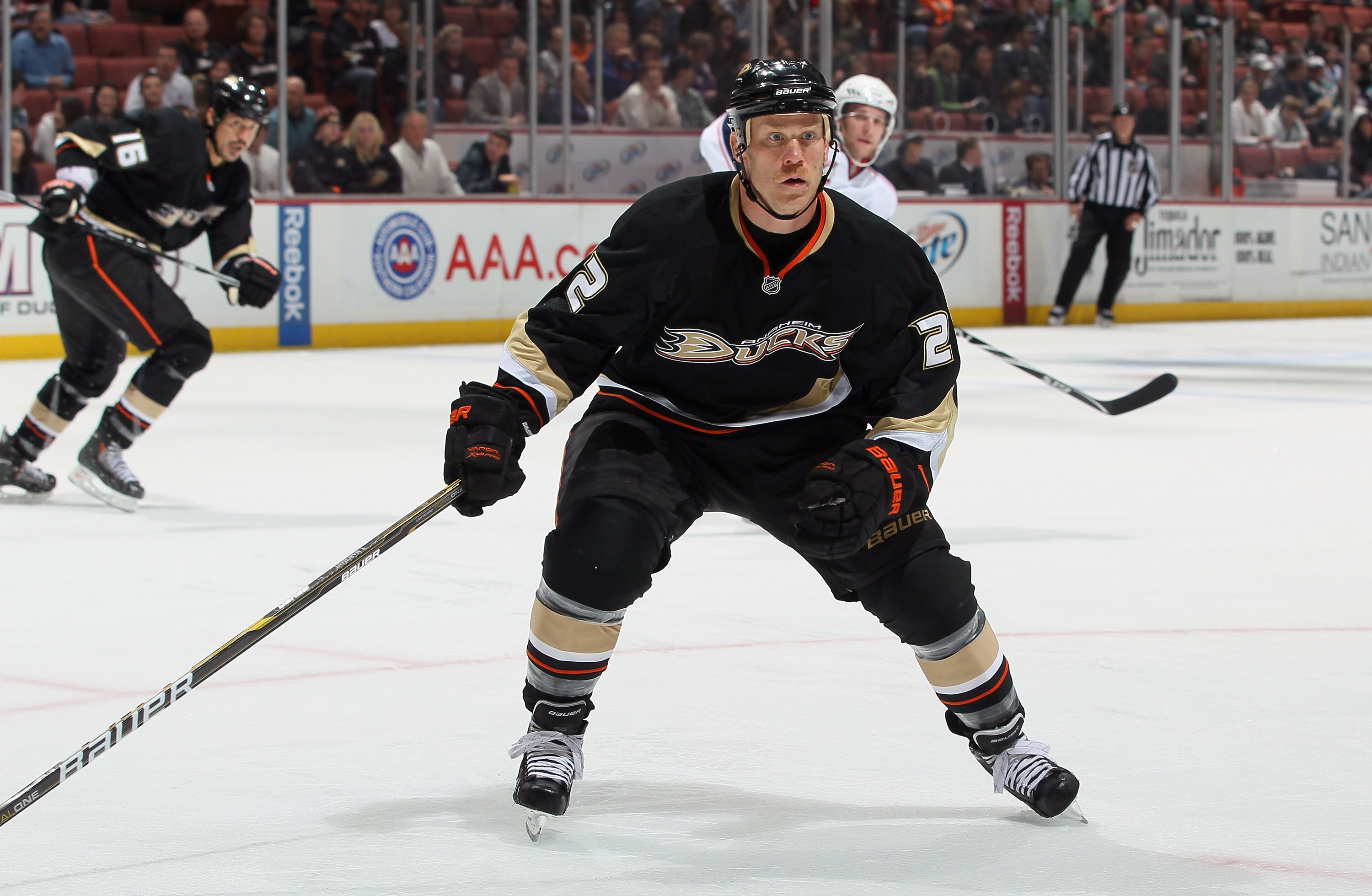ANAHEIM, CA - NOVEMBER 19:  Todd Marchant #22 of the Anaheim Ducks skates against the Columbus Blue Jackets at the Honda Center on November 19, 2010 in Anaheim, California. The Blue Jackets defeated the Ducks 4-3.  (Photo by Jeff Gross/Getty Images)