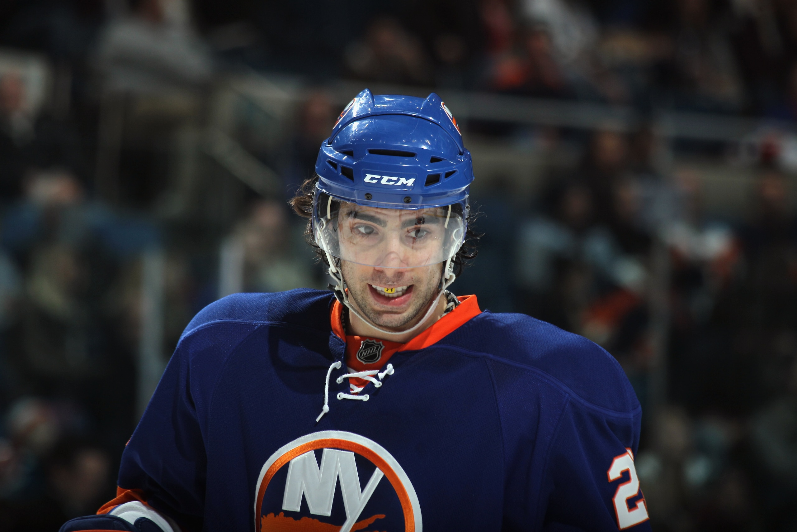 UNIONDALE, NY - NOVEMBER 24: Matt Moulson #26 of the New York Islanders skates against the Columbus Blue Jackets at the Nassau Coliseum on November 24, 2010 in Uniondale, New York.  (Photo by Bruce Bennett/Getty Images)