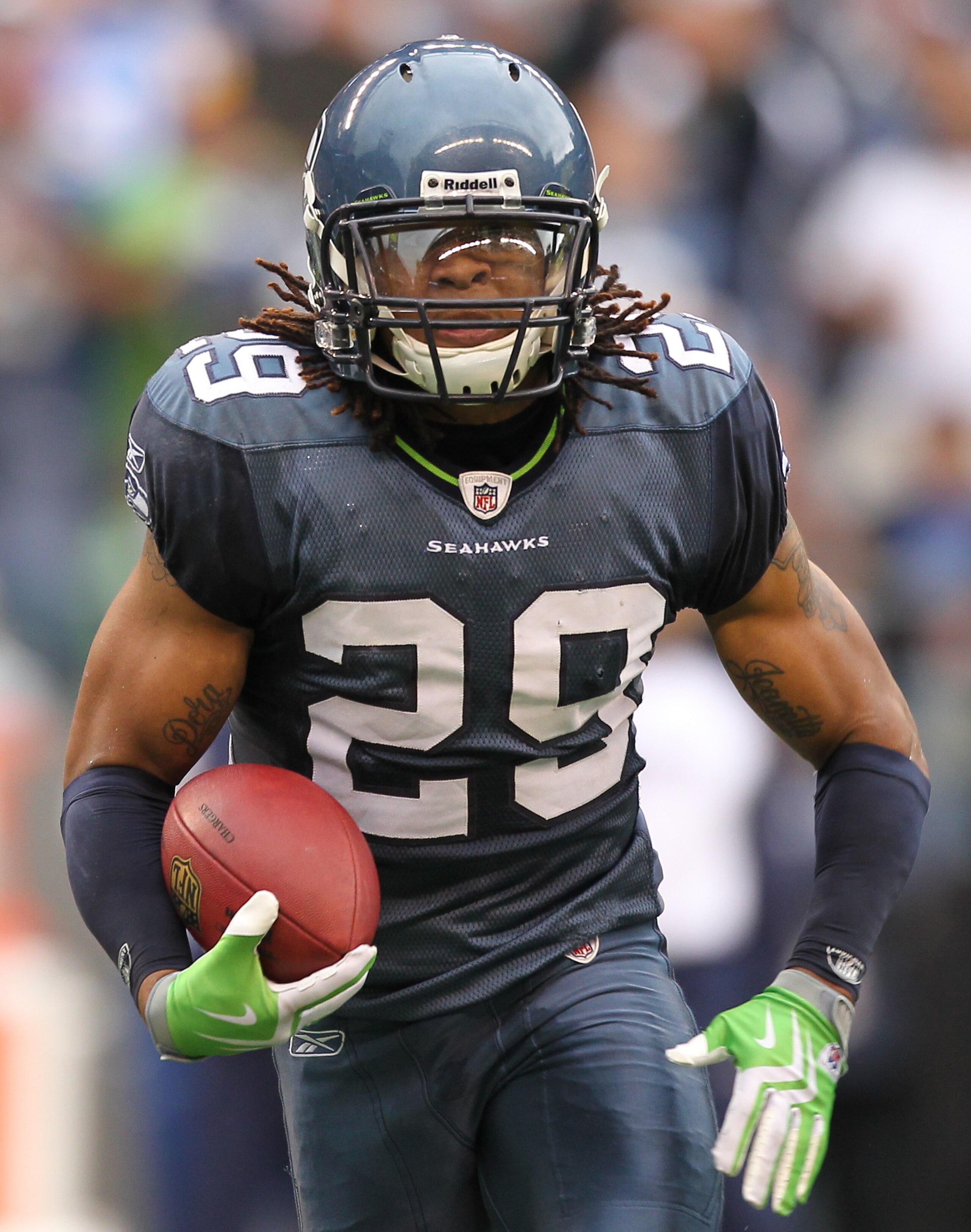 SEATTLE - SEPTEMBER 26:  Earl Thomas #29 of the Seattle Seahawks returns an interception against the San Diego Chargers at Qwest Field on September 26, 2010 in Seattle, Washington. The Seahawks defeated the Chargers 27-20. (Photo by Otto Greule Jr/Getty I