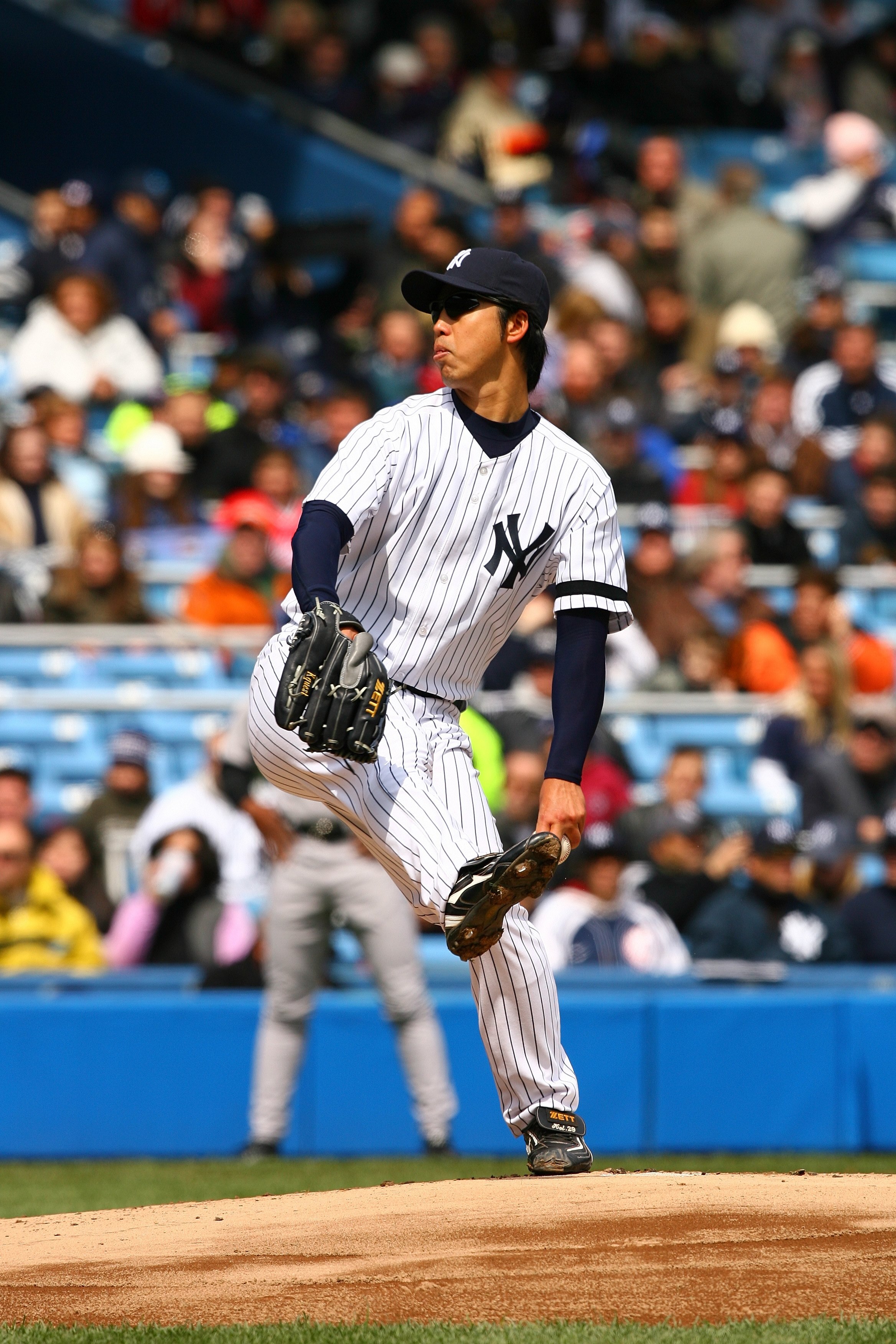 BRONX, NY - APRIL 7:  Kei Igawa #29 of the New York Yankees pitches against the Baltimore Orioles on April 7, 2007 at Yankee Stadium in the Bronx, New York. The Yankees won 10-7. (Photo by Al Bello/Getty Images)