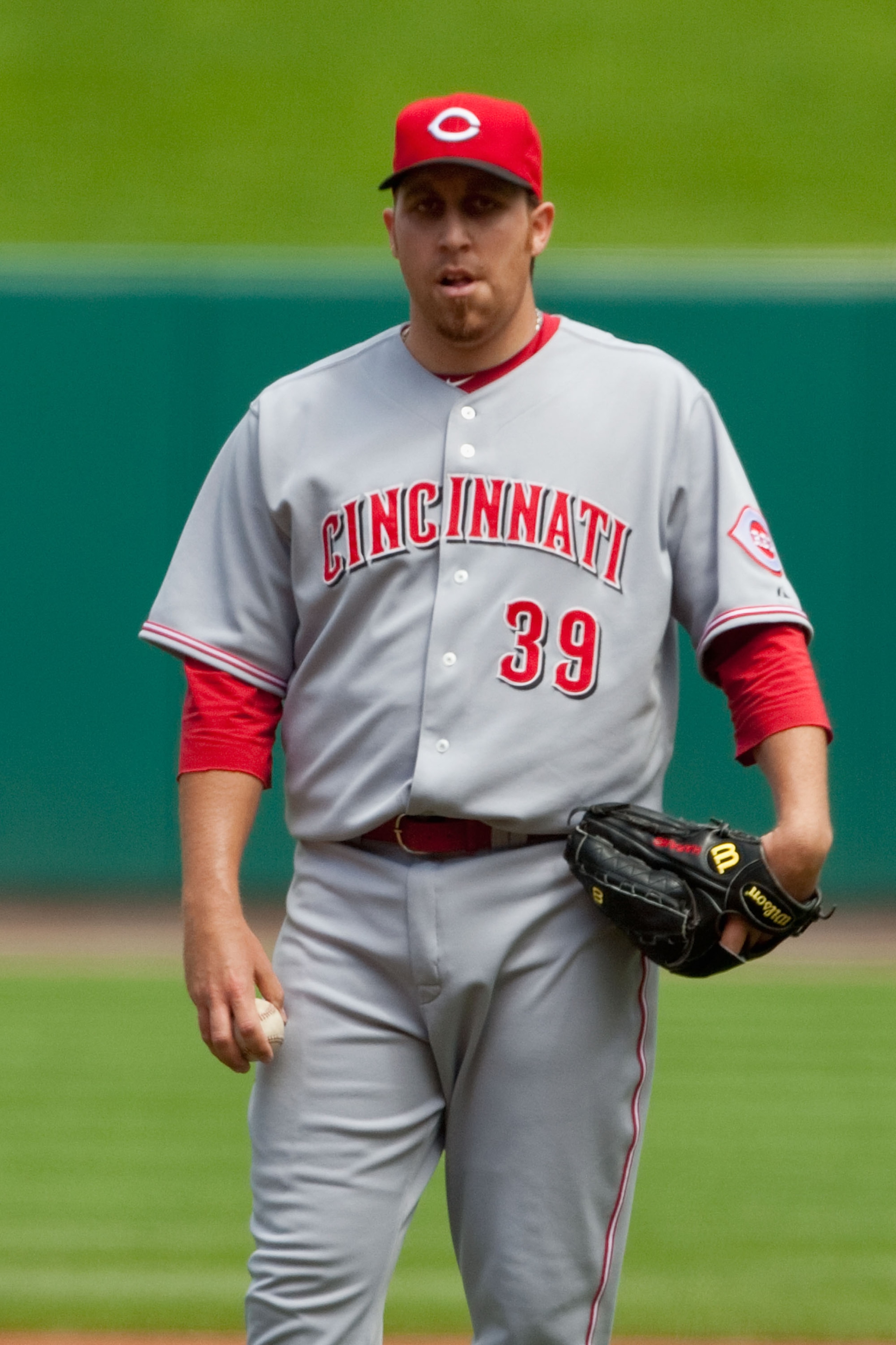 ST. LOUIS - MAY 2: Starting pitcher Aaron Harang #29 of the Cincinnati Reds reacts to giving up a home run against the St. Louis Cardinals at Busch Stadium on May 2, 2010 in St. Louis, Missouri. The Cardinals beat the Reds 6-0.  (Photo by Dilip Vishwanat/