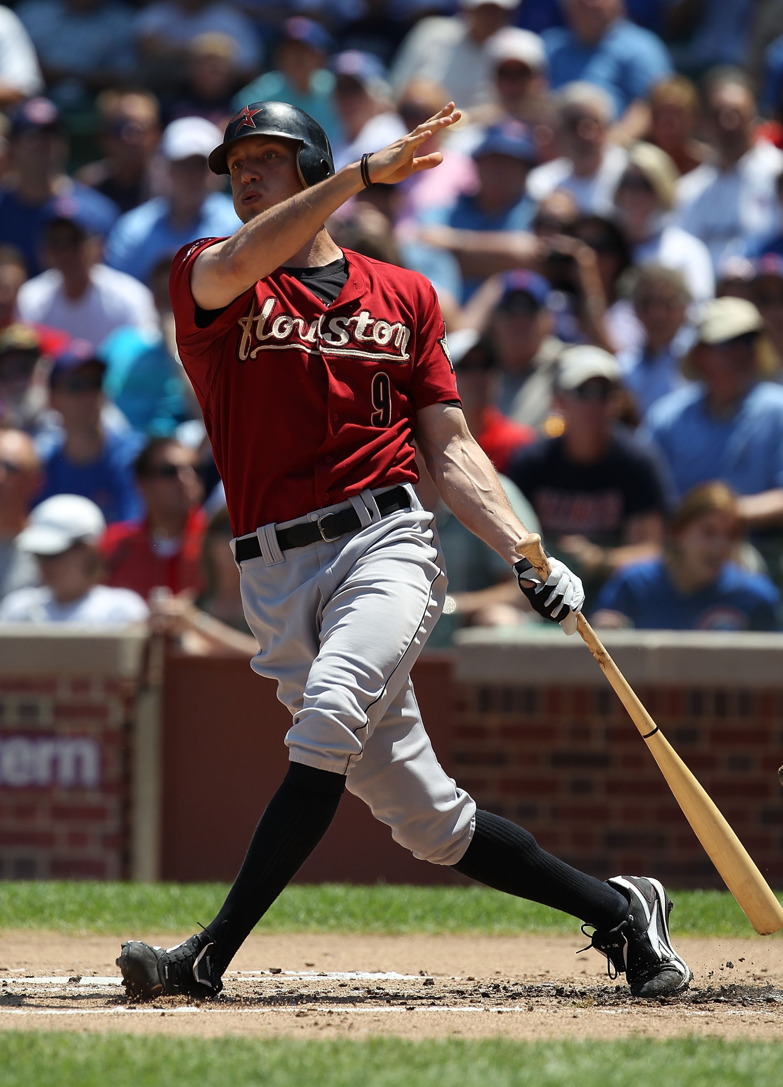 CHICAGO - JULY 21: Hunter Pence #9 of the Houston Astros takes a swing against the Chicago Cubs at Wrigley Field on July 21, 2010 in Chicago, Illinois. The Astros defeated the Cubs 4-3 in 12 innings. (Photo by Jonathan Daniel/Getty Images)