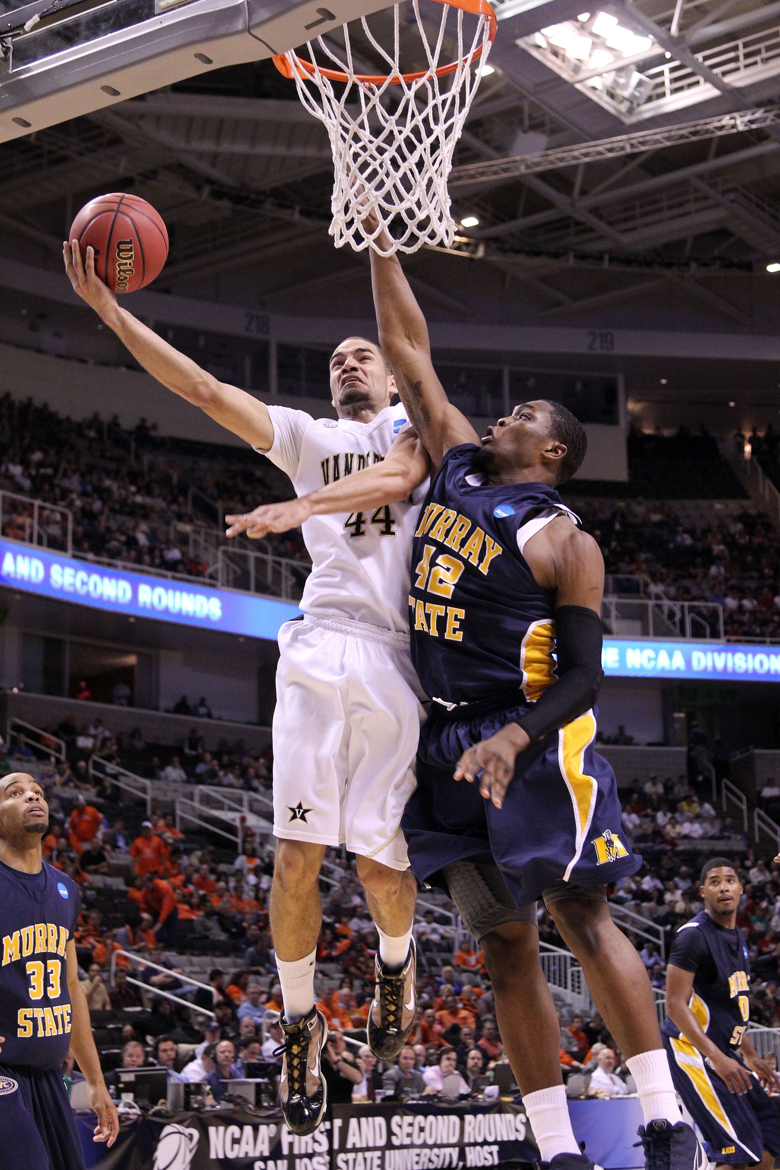 SAN JOSE, CA - MARCH 18:  Forward Jeffery Taylor #44 of the Vanderbilt Commodores goes up for a shot against forward Ivan Aska #42 of the Murray State Racers during the first round of the 2010 NCAA menï¿½s basketball tournament at HP Pavilion on March 18, 2