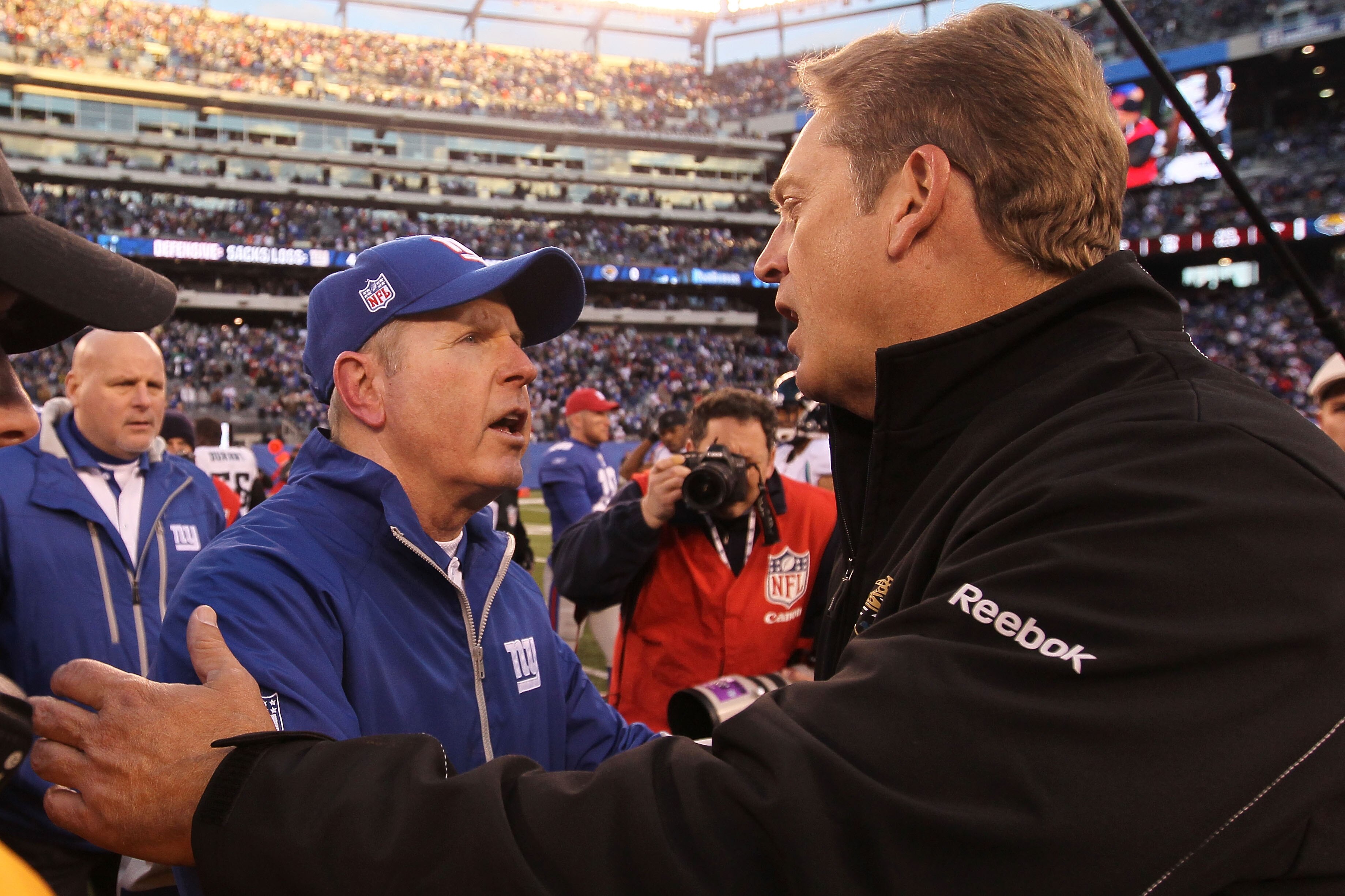 EAST RUTHERFORD, NJ - NOVEMBER 28: Head coach Tom Coughlin fo the New york Giants is congratulated by Jacksonville Jaguars head coach Jack Del Rio at New Meadowlands Stadium on November 28, 2010 in East Rutherford, New Jersey.  (Photo by Chris McGrath/Get