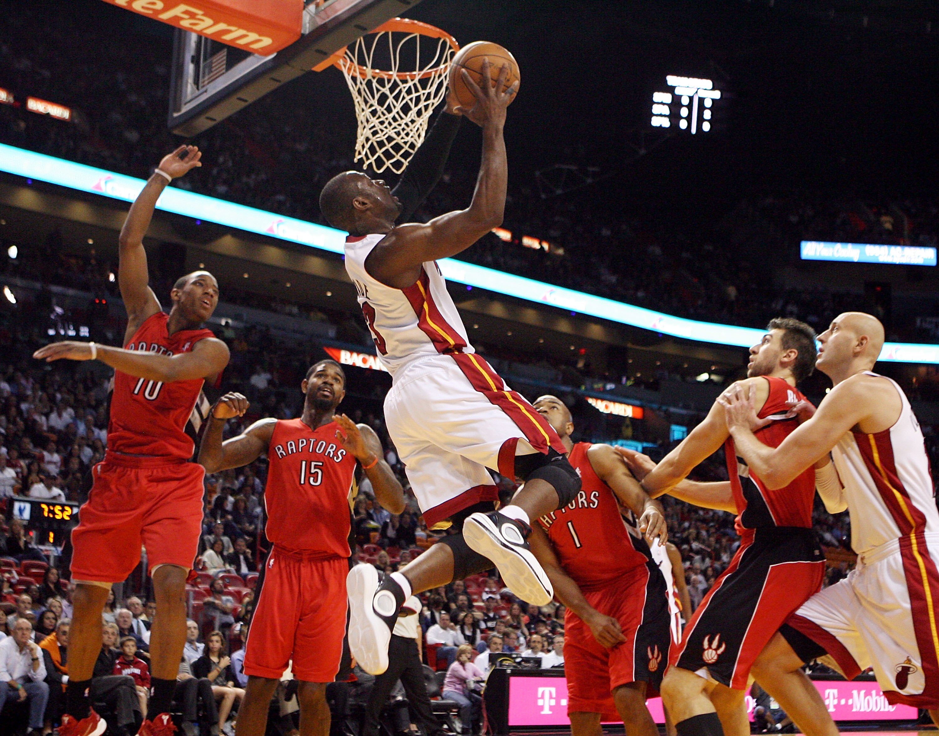 MIAMI - NOVEMBER 13:  Guard Dwyane Wade #3 of the Miami Heat dunks against the Toronto Raptors at American Airlines Arena on November 13, 2010 in Miami, Florida. NOTE TO USER: User expressly acknowledges and agrees that, by downloading and or using this p
