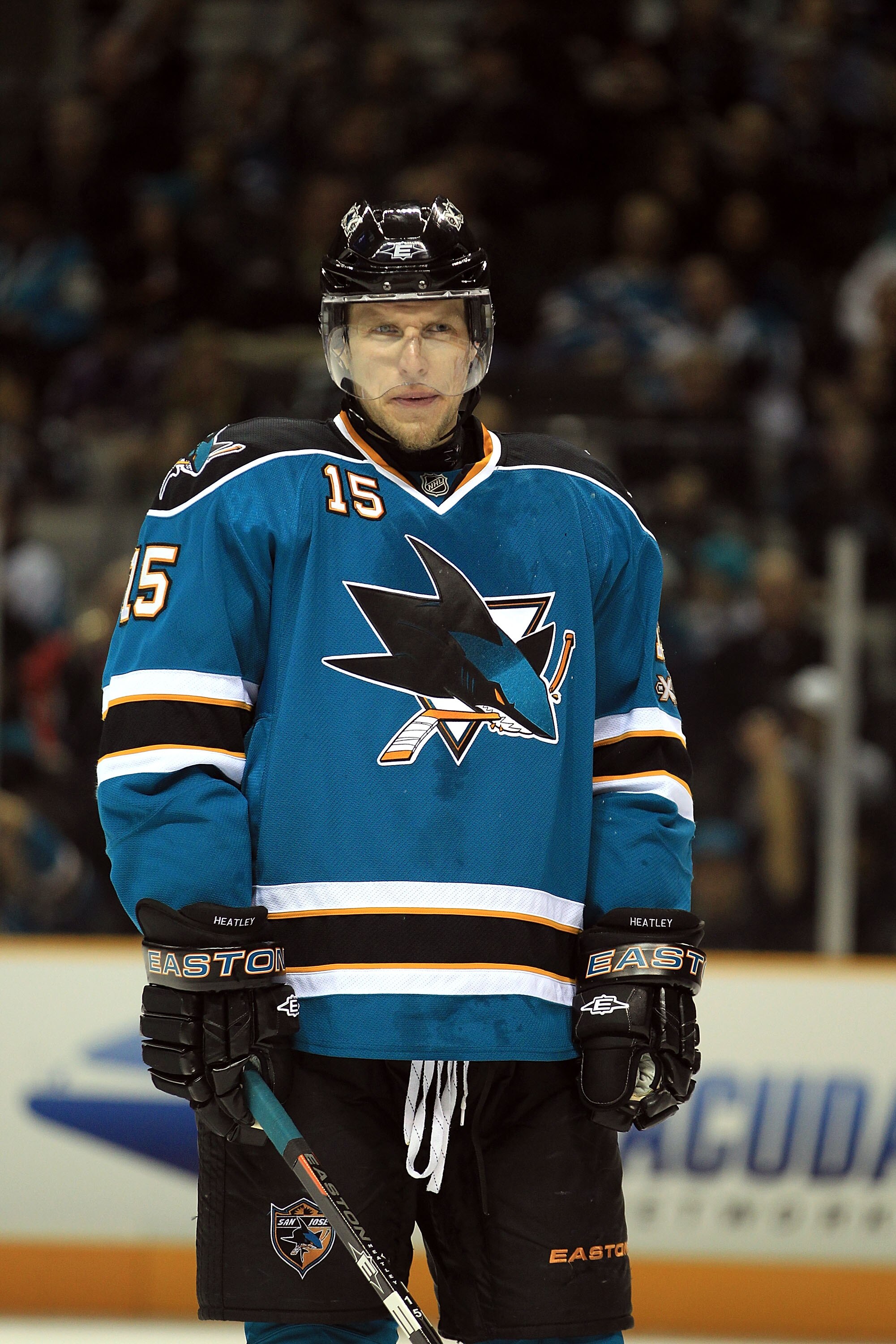 SAN JOSE, CA - NOVEMBER 24:  Dany Heatley #15 of the San Jose Sharks in action against the Chicago Blackhawks at HP Pavilion on November 24, 2010 in San Jose, California.  (Photo by Ezra Shaw/Getty Images)