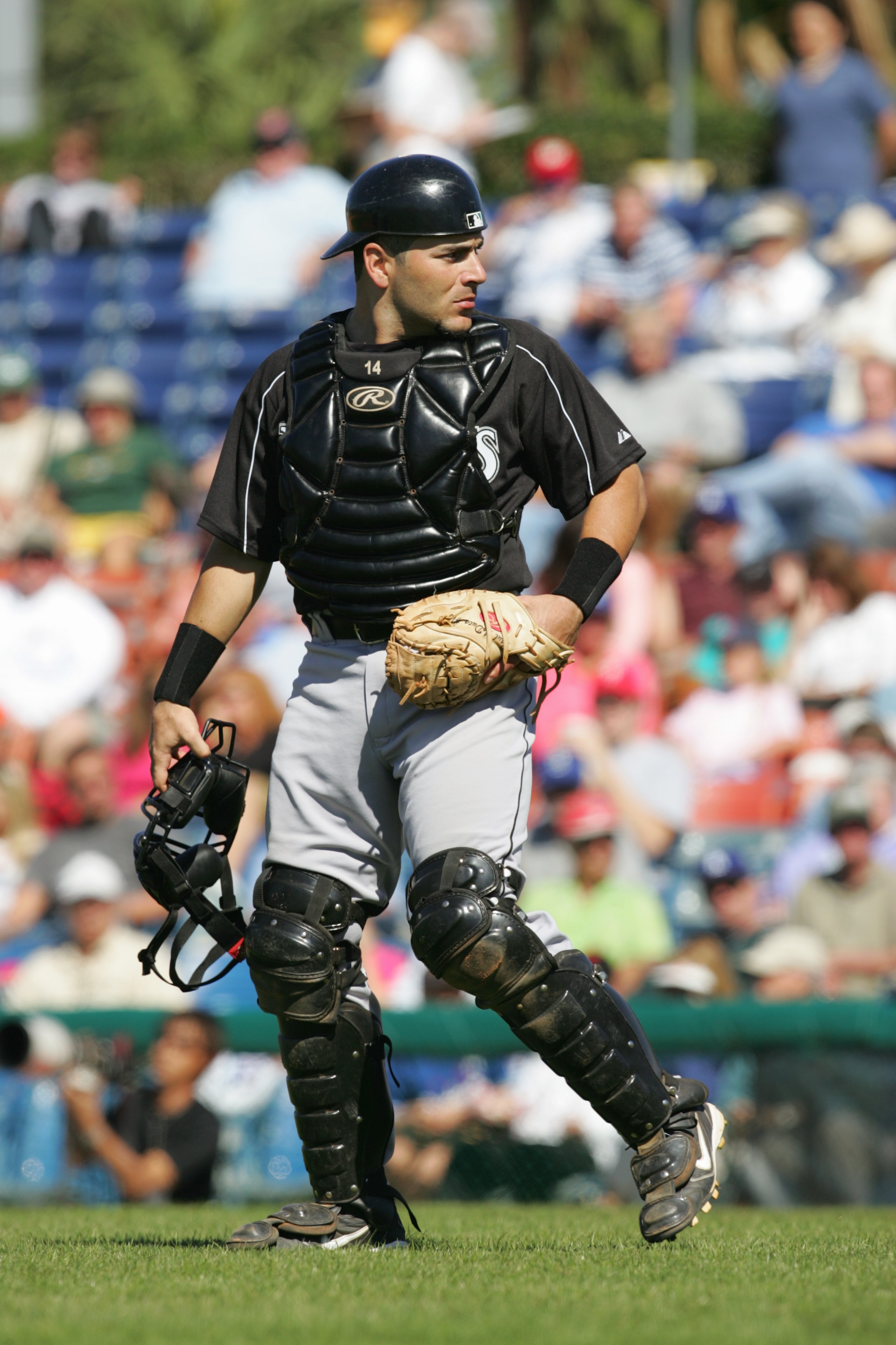 VERO BEACH, FL - MARCH 2: Catcher Paul Lo Duca #16 of the Florida Marlins looks on against the Los Angeles Dodgers during MLB Spring Training on March 2, 2005 at Holman Stadium in Vero Beach, Florida. The Dodgers defeated the Marlins 4-2. (Photo by Rona VERO BEACH, FL - MARCH 2: Catcher Paul Lo Duca #16 of the Florida Marlins looks on against the Los Angeles Dodgers during MLB Spring Training on March 2, 2005 at Holman Stadium in Vero Beach, Florida. The Dodgers defeated the Marlins 4-2. (Photo by Rona