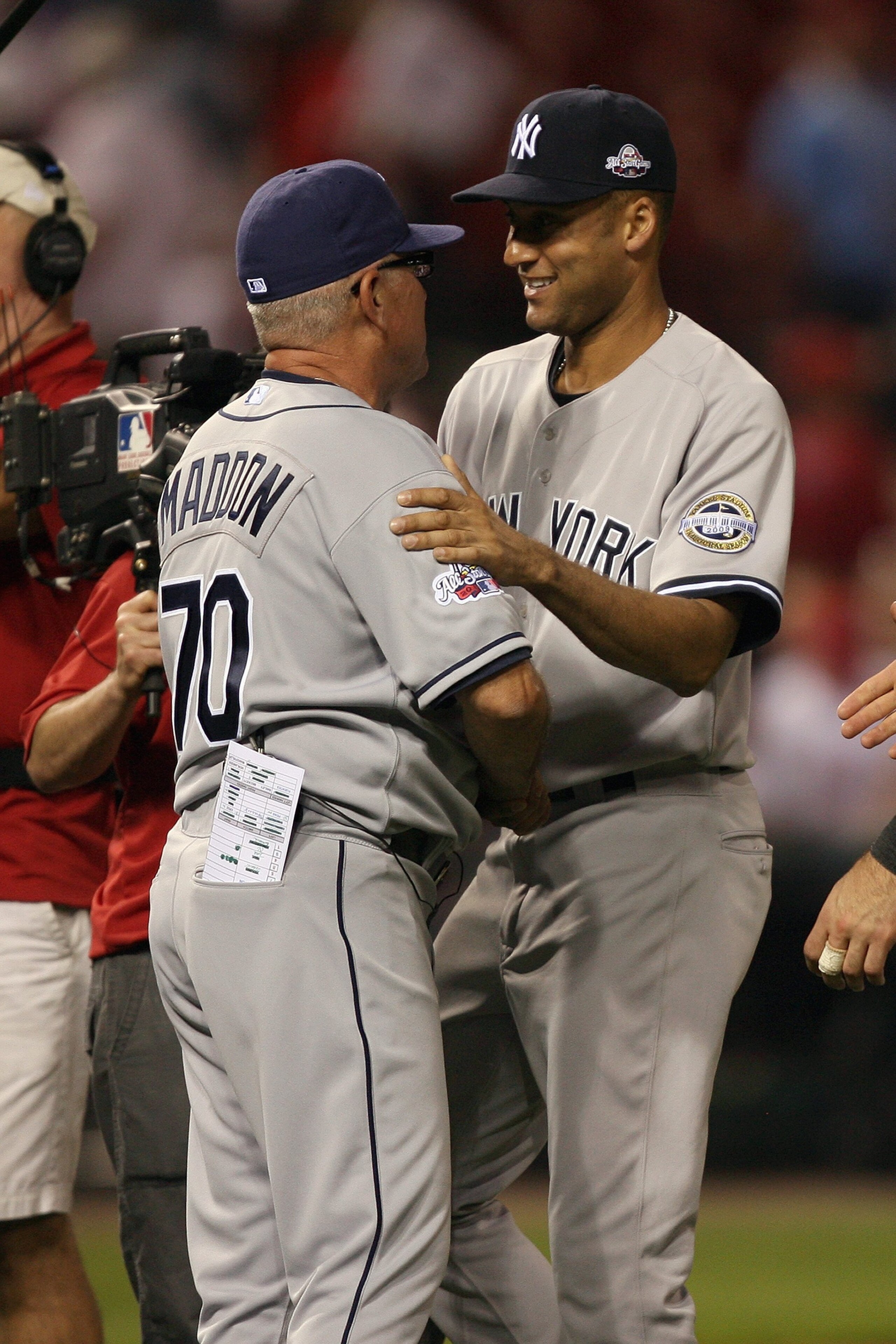 ST. LOUIS, MO - JULY 14: American League All-Star Derek Jeter of the New York Yankees shakes hands with Manager Joe Maddon of the Tampa Bay Rays following the 2009 MLB All-Star Game at Busch Stadium on July 14, 2009 in St Louis, Missouri. (Photo by Dilip ST. LOUIS, MO - JULY 14: American League All-Star Derek Jeter of the New York Yankees shakes hands with Manager Joe Maddon of the Tampa Bay Rays following the 2009 MLB All-Star Game at Busch Stadium on July 14, 2009 in St Louis, Missouri. (Photo by Dilip