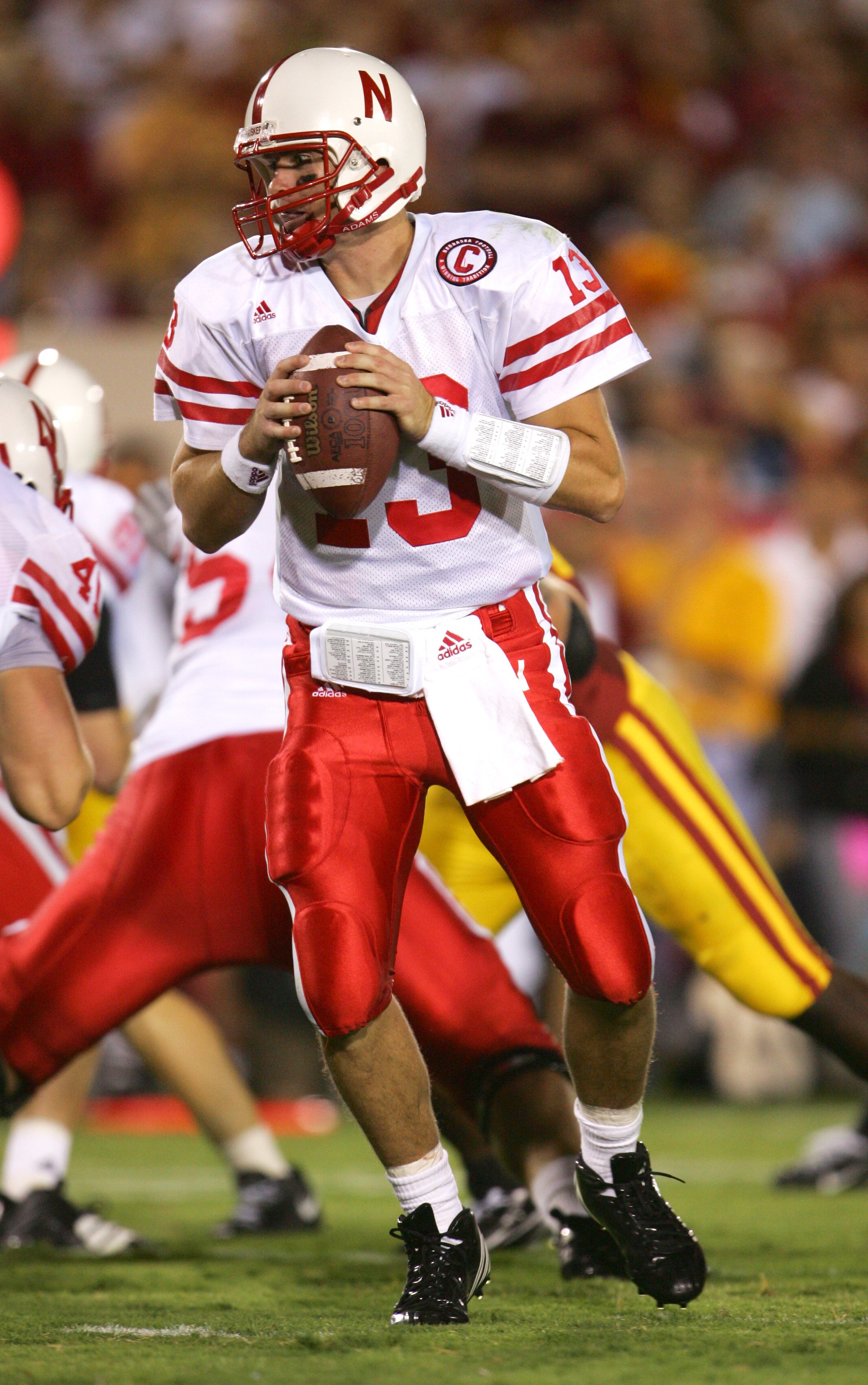 LOS ANGELES - SEPTEMBER 16:  Quarterback Zac Taylor #13 of the University of Nebraska Cornhuskers passes the ball against the University of Southern California Trojans during the game at the Los Angeles Memorial Coliseum on September 16, 2006 in Los Angel